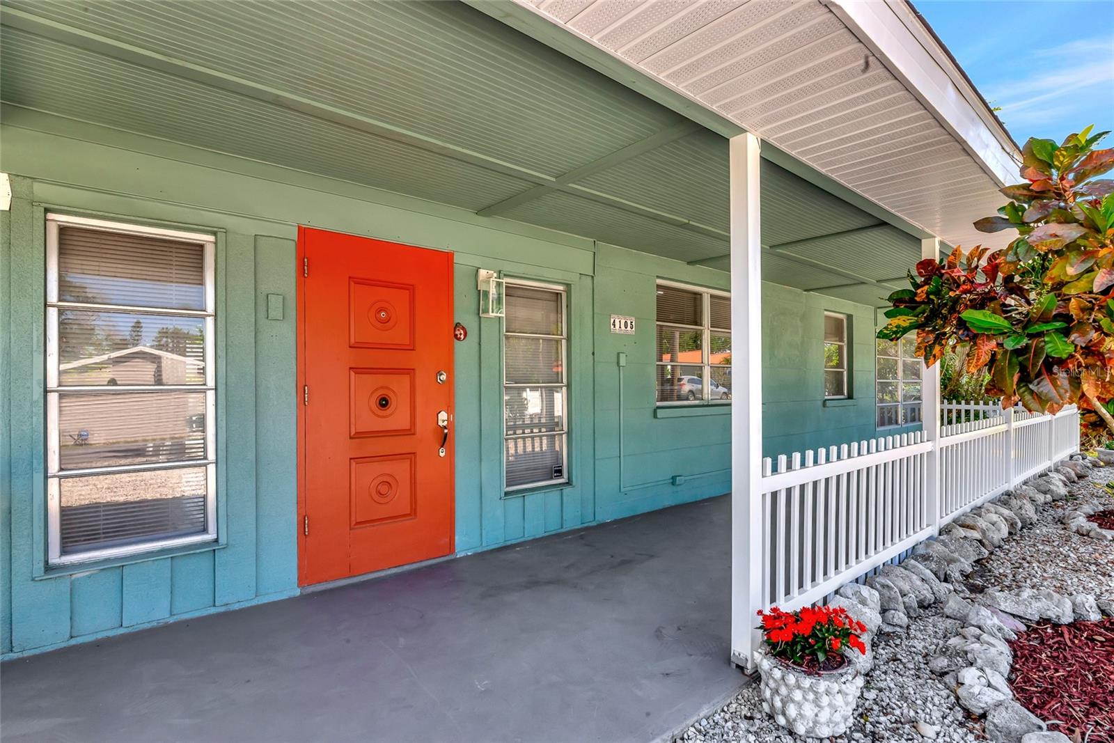 4105 ROCKEFELLER AVE, SARASOTA, FL, 34231