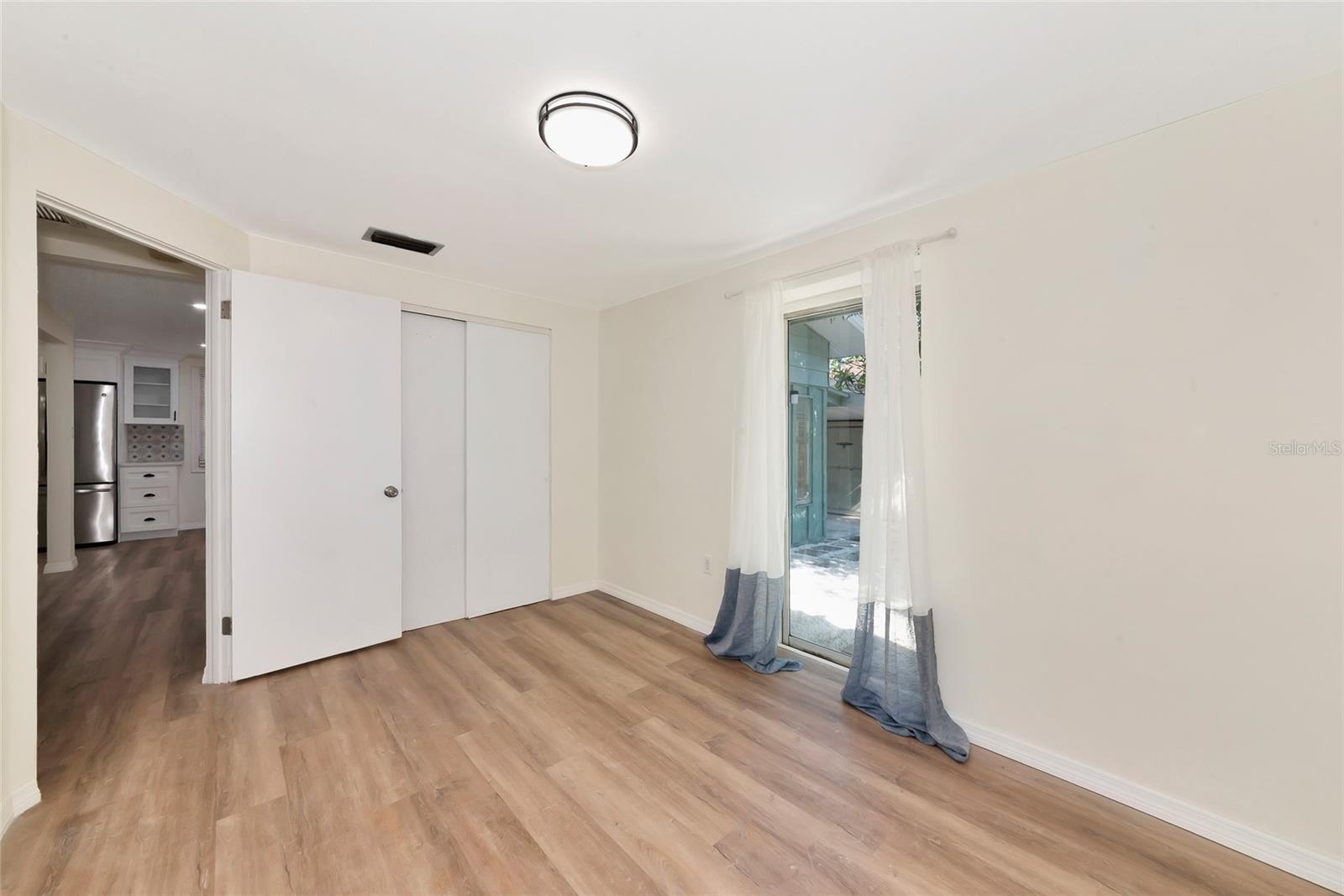 4105 ROCKEFELLER AVE, SARASOTA, FL, 34231