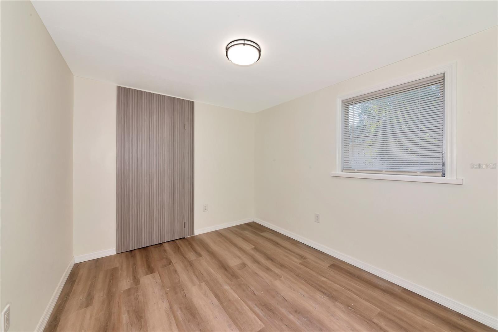 4105 ROCKEFELLER AVE, SARASOTA, FL, 34231