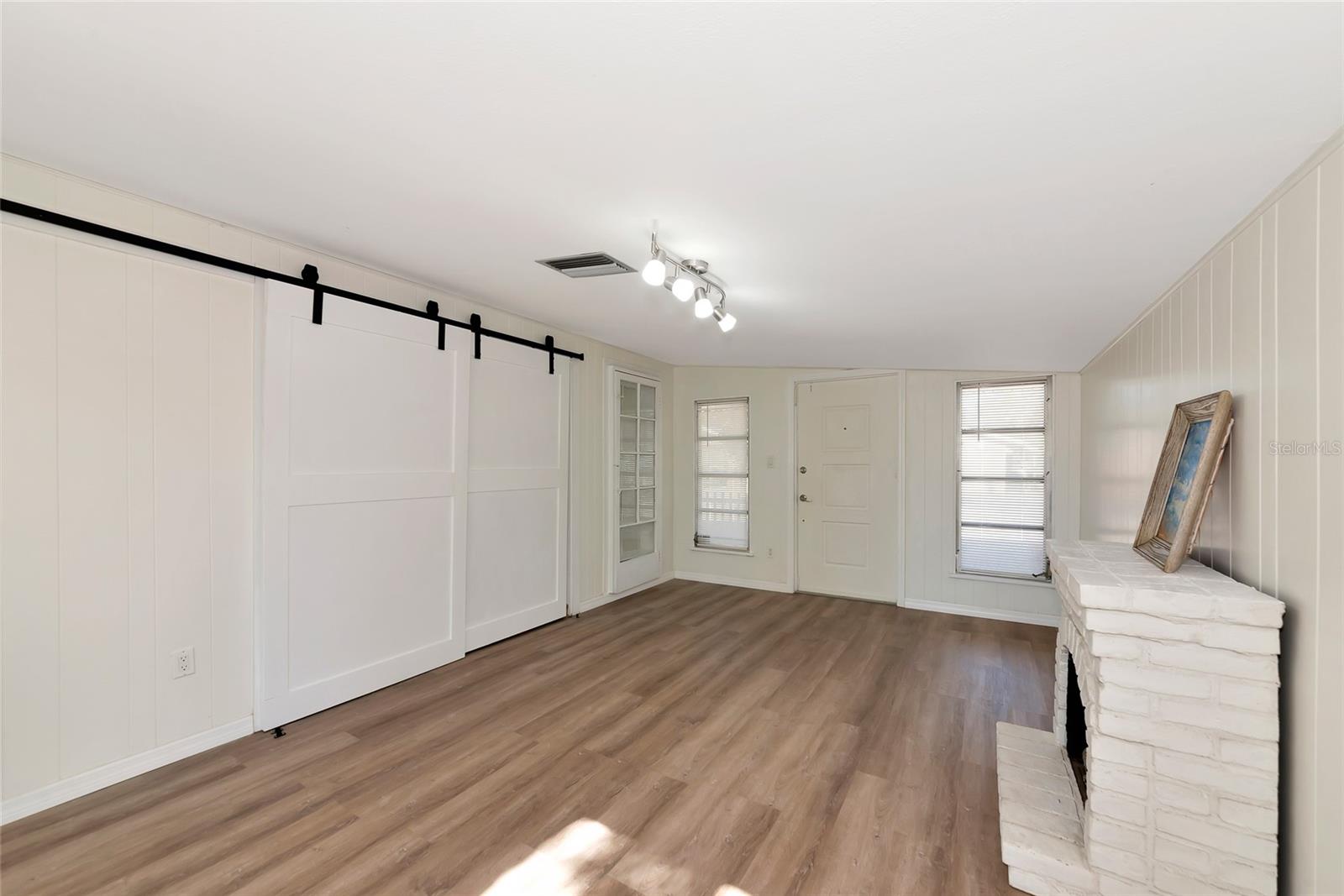 4105 ROCKEFELLER AVE, SARASOTA, FL, 34231