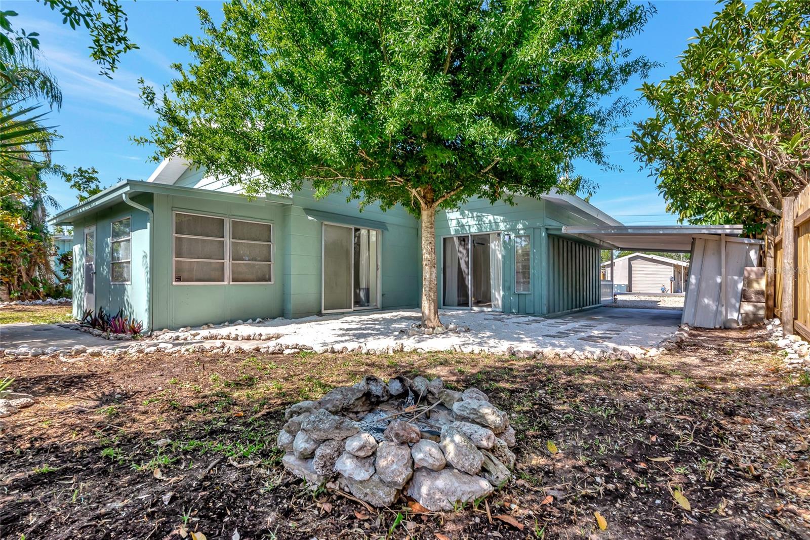 4105 ROCKEFELLER AVE, SARASOTA, FL, 34231