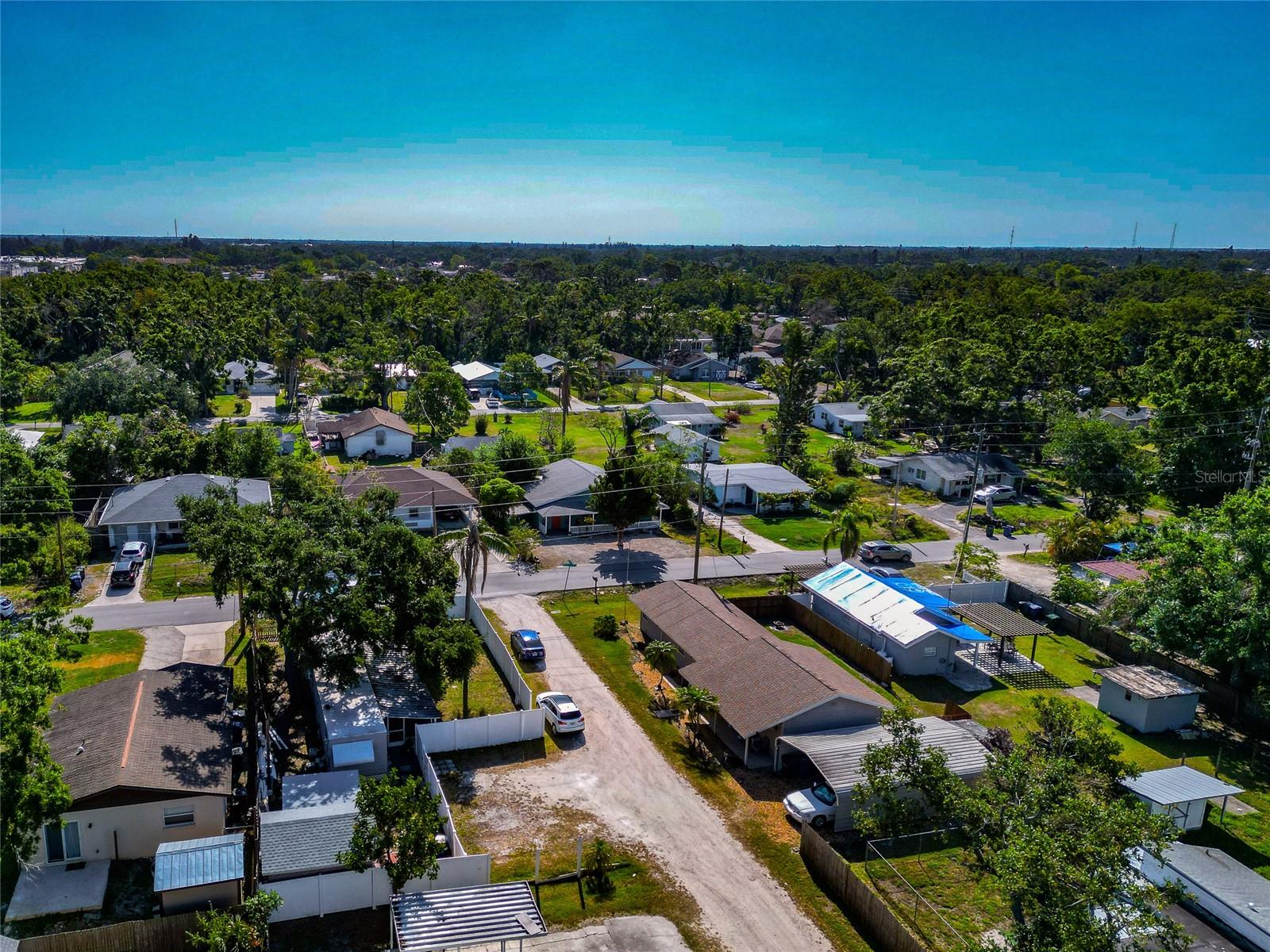 4105 ROCKEFELLER AVE, SARASOTA, FL, 34231