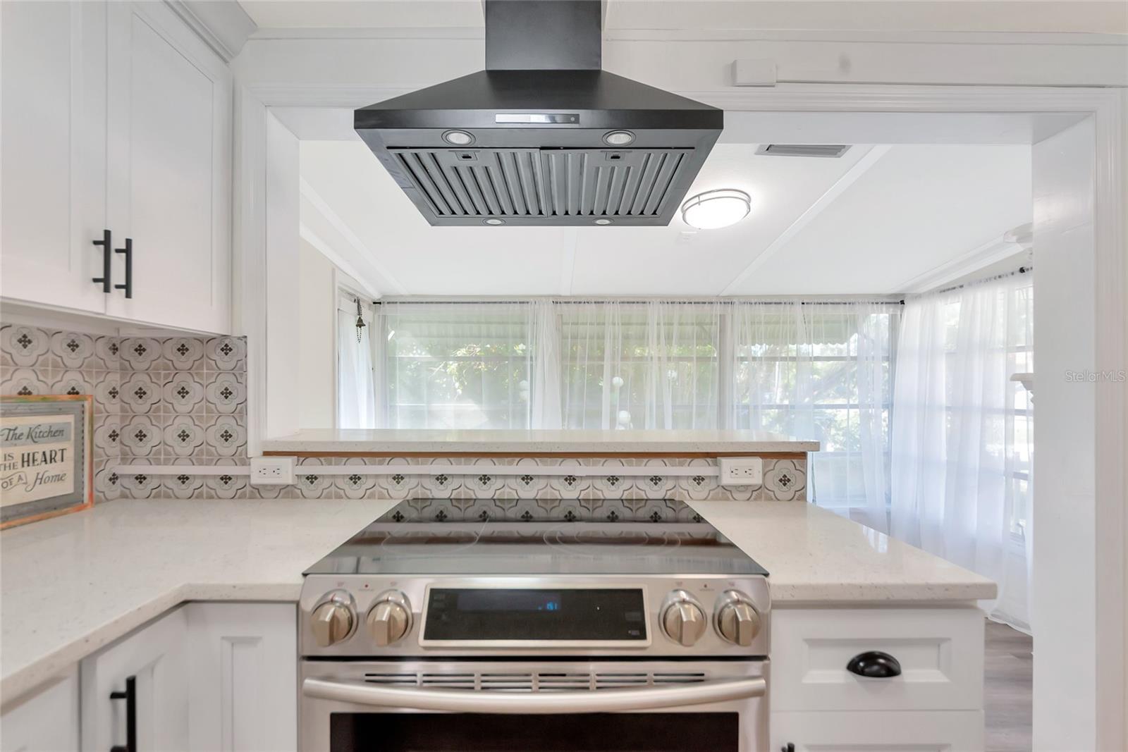 4105 ROCKEFELLER AVE, SARASOTA, FL, 34231