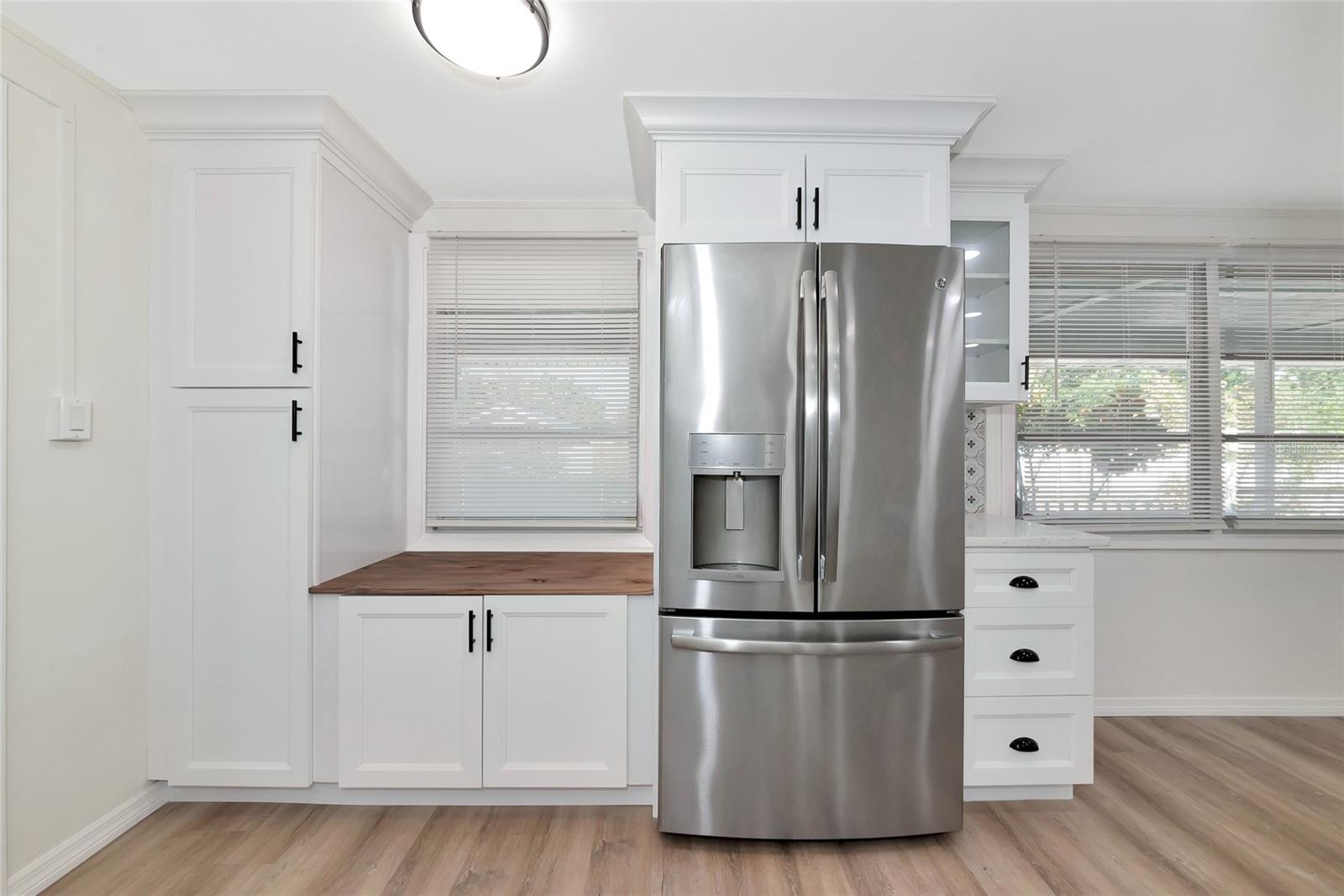 4105 ROCKEFELLER AVE, SARASOTA, FL, 34231