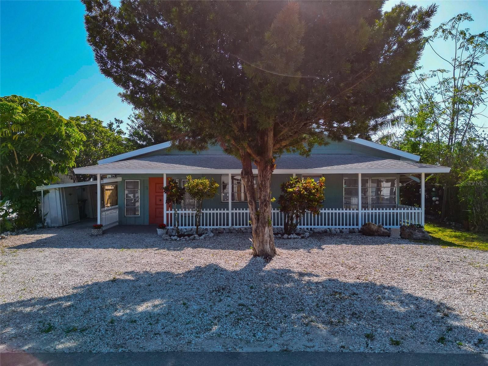 4105 ROCKEFELLER AVE, SARASOTA, FL, 34231