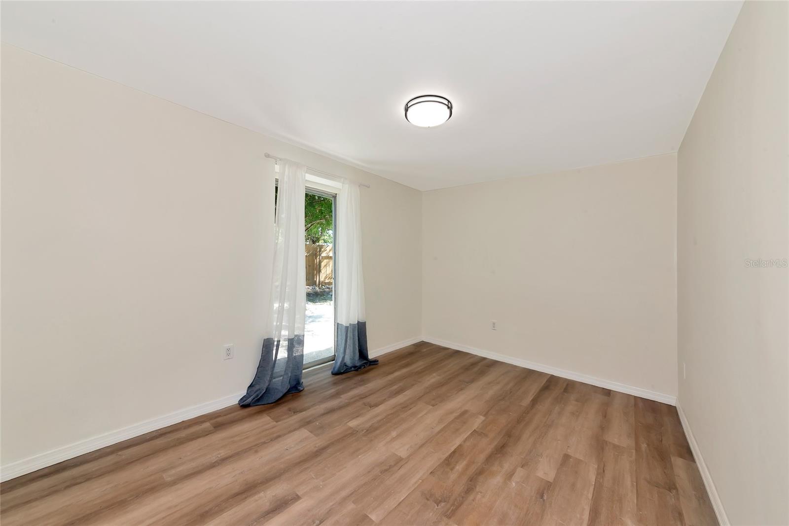 4105 ROCKEFELLER AVE, SARASOTA, FL, 34231