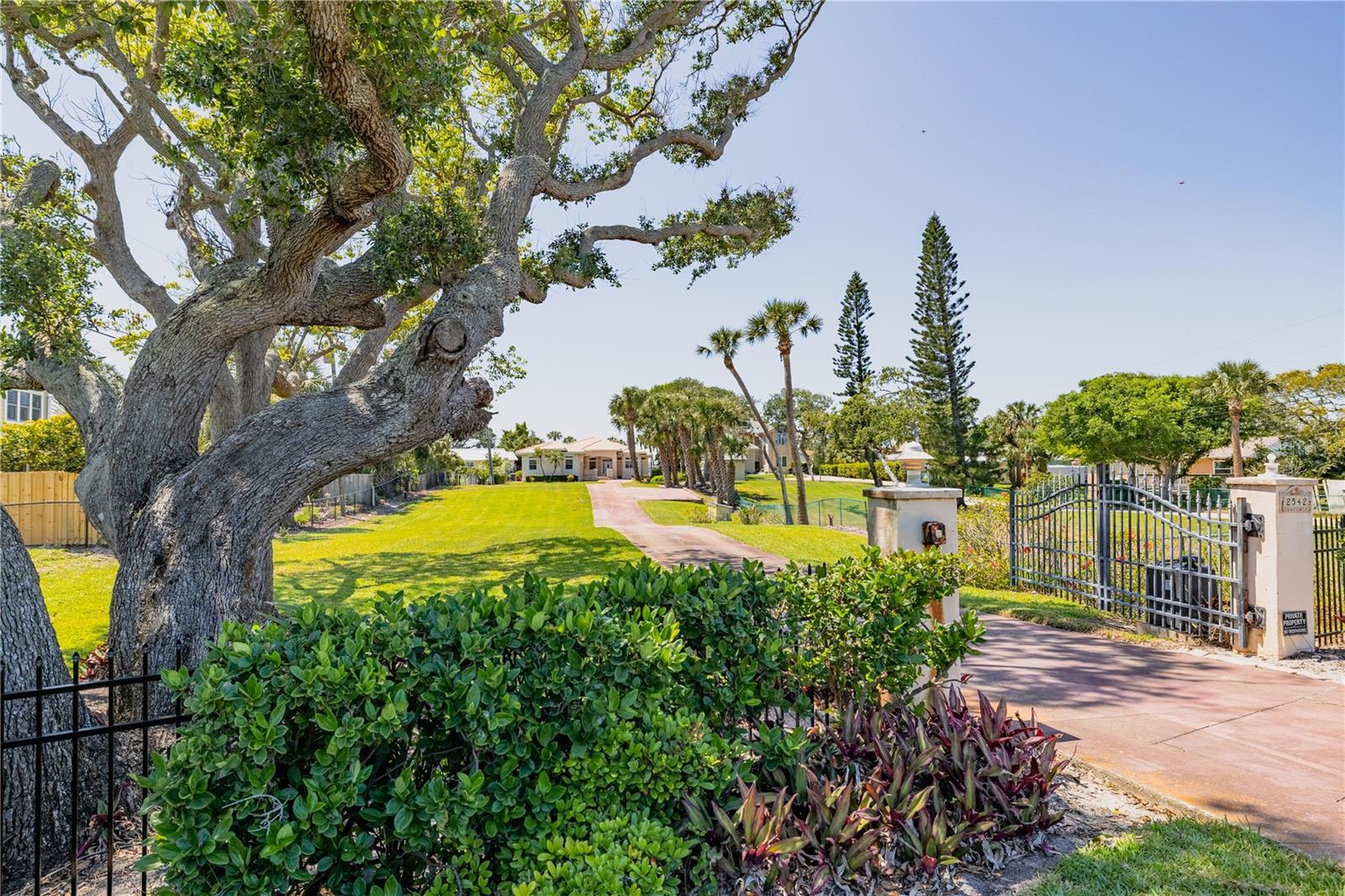 2542 S PENINSULA DR, DAYTONA BEACH, FL, 32118