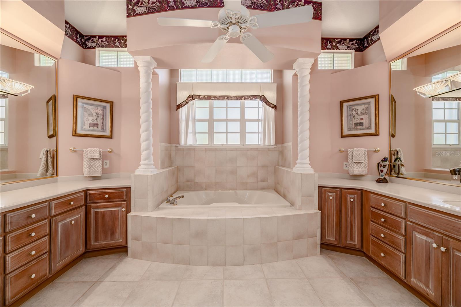 2542 S PENINSULA DR, DAYTONA BEACH, FL, 32118