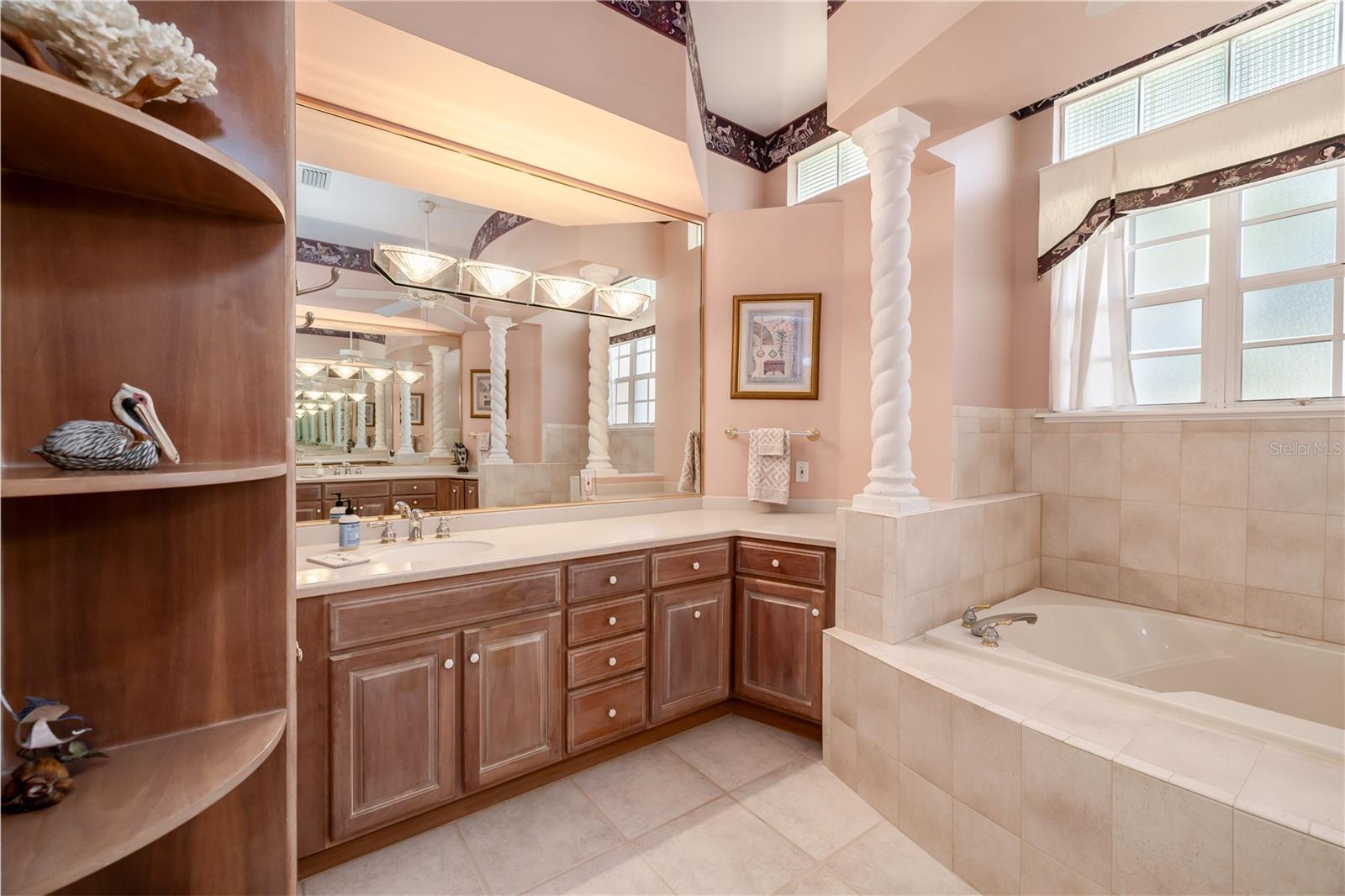 2542 S PENINSULA DR, DAYTONA BEACH, FL, 32118