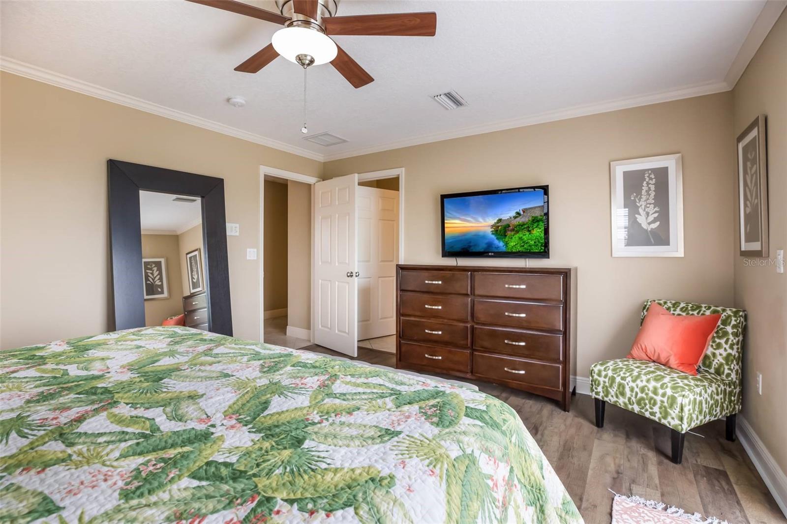 318 64TH ST, HOLMES BEACH, FL, 34217