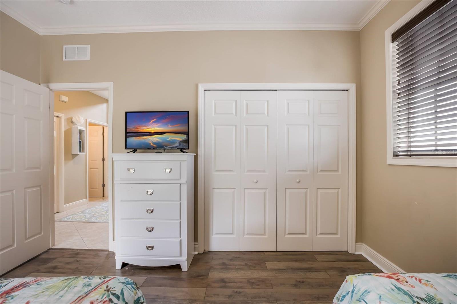 318 64TH ST, HOLMES BEACH, FL, 34217