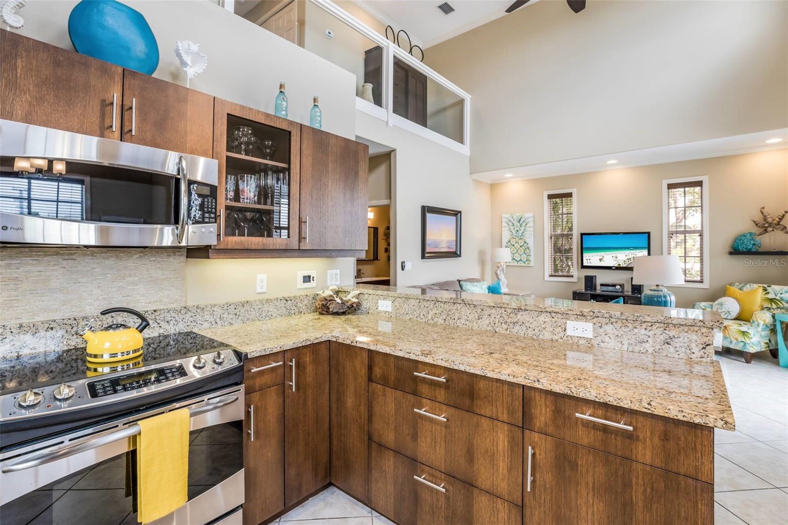 318 64TH ST, HOLMES BEACH, FL, 34217