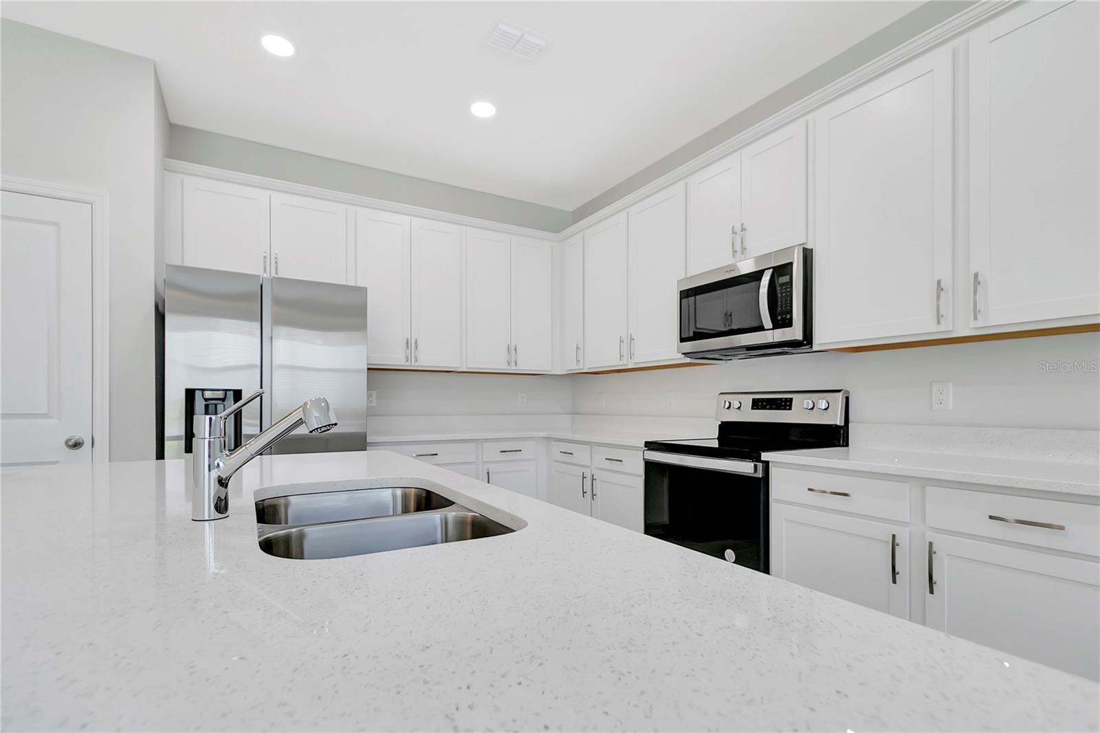 11740 BLACKBROOK CT, SEFFNER, FL, 33584