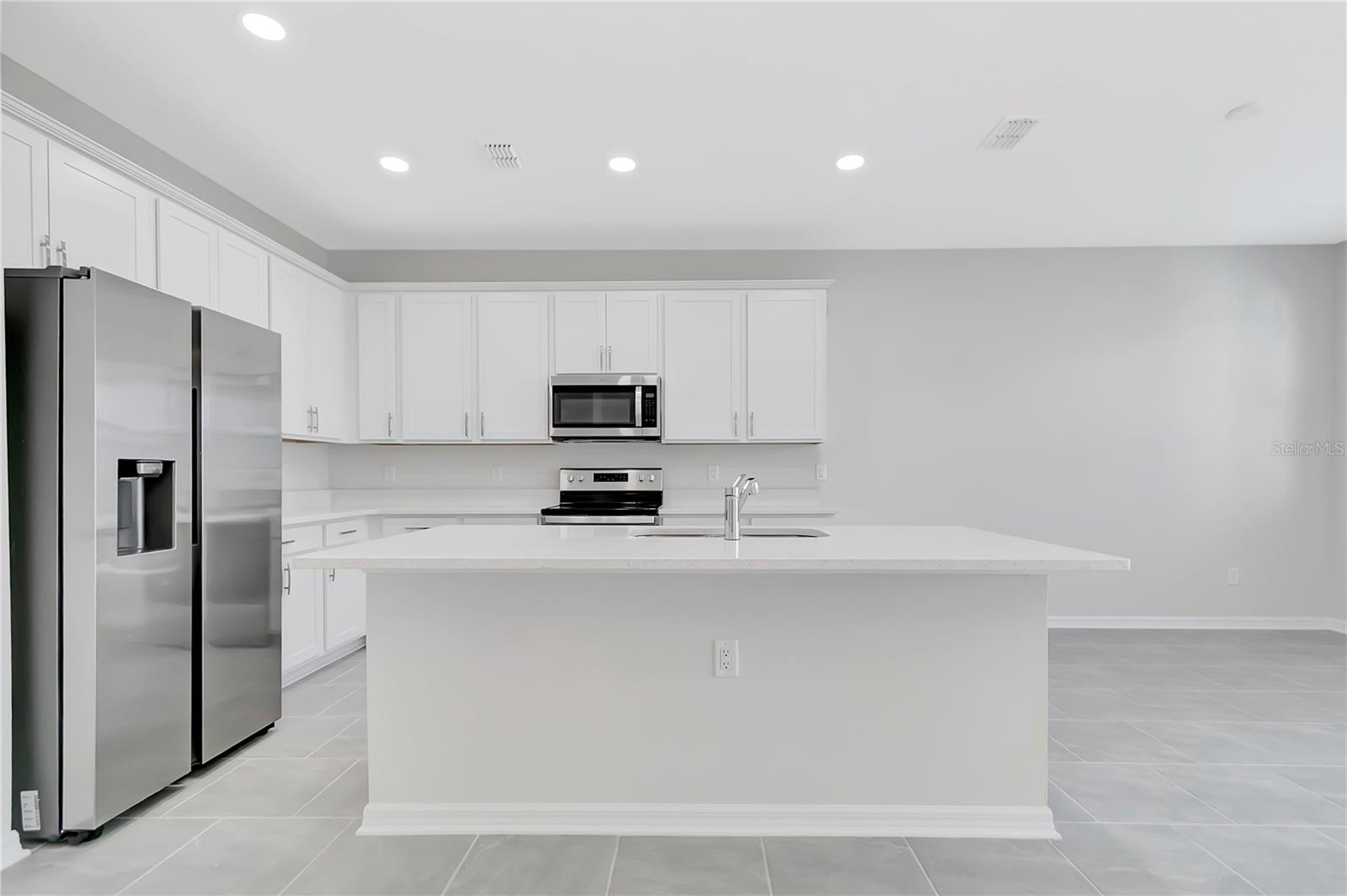 11740 BLACKBROOK CT, SEFFNER, FL, 33584