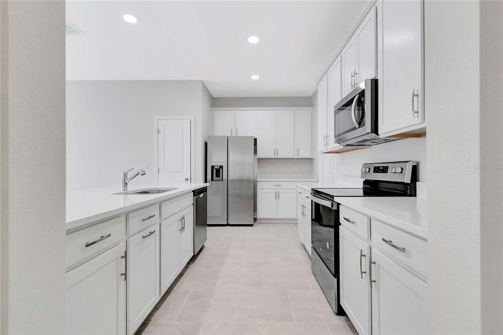 11738 BLACKBROOK CT, SEFFNER, FL, 33584