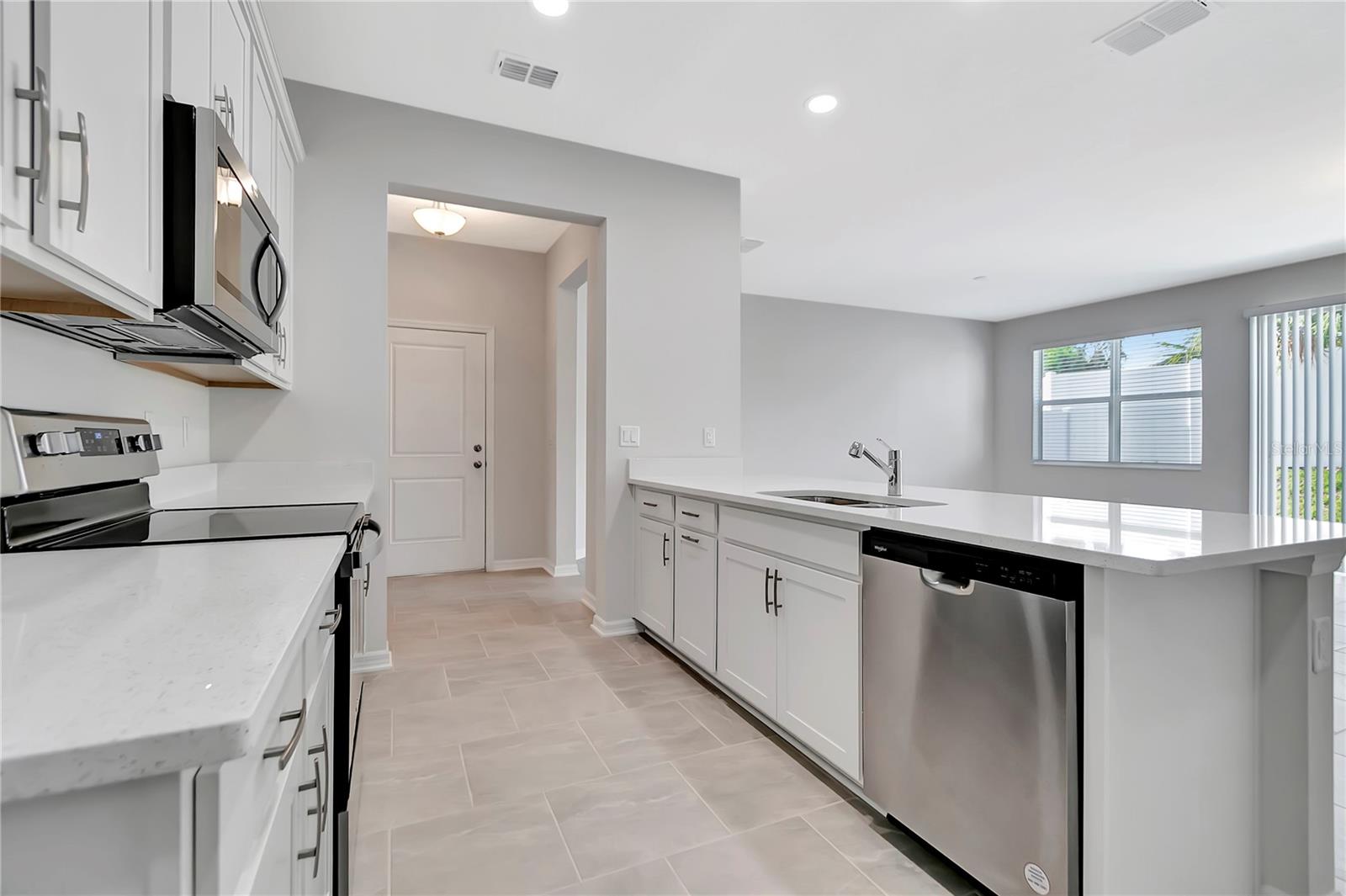 11738 BLACKBROOK CT, SEFFNER, FL, 33584