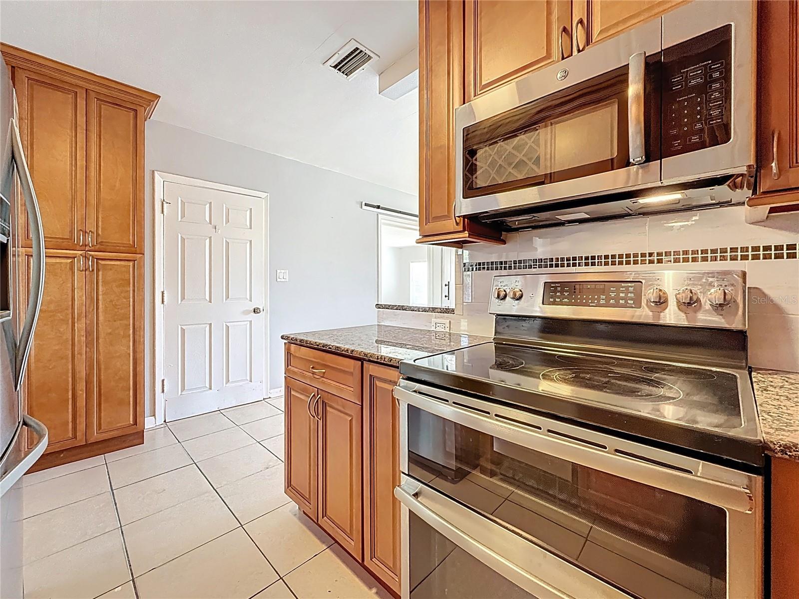 1208 CLAIRE DR, CLEARWATER, FL, 33755