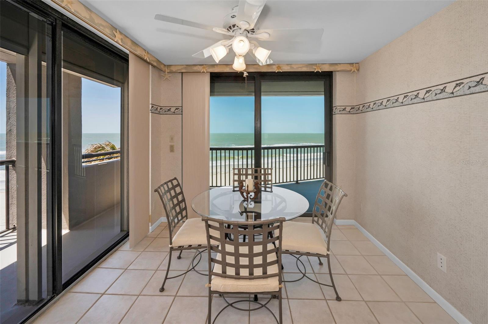 1660 GULF BLVD #203, CLEARWATER BEACH, FL, 33767