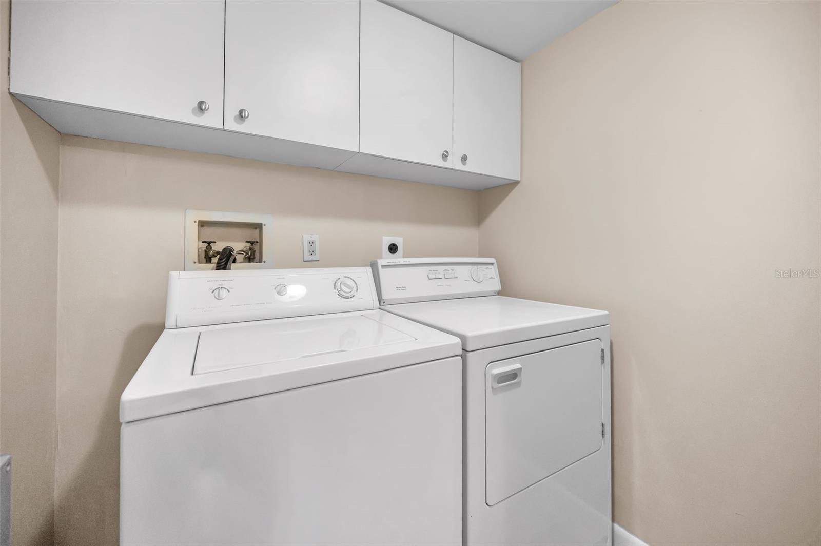 1660 GULF BLVD #203, CLEARWATER BEACH, FL, 33767