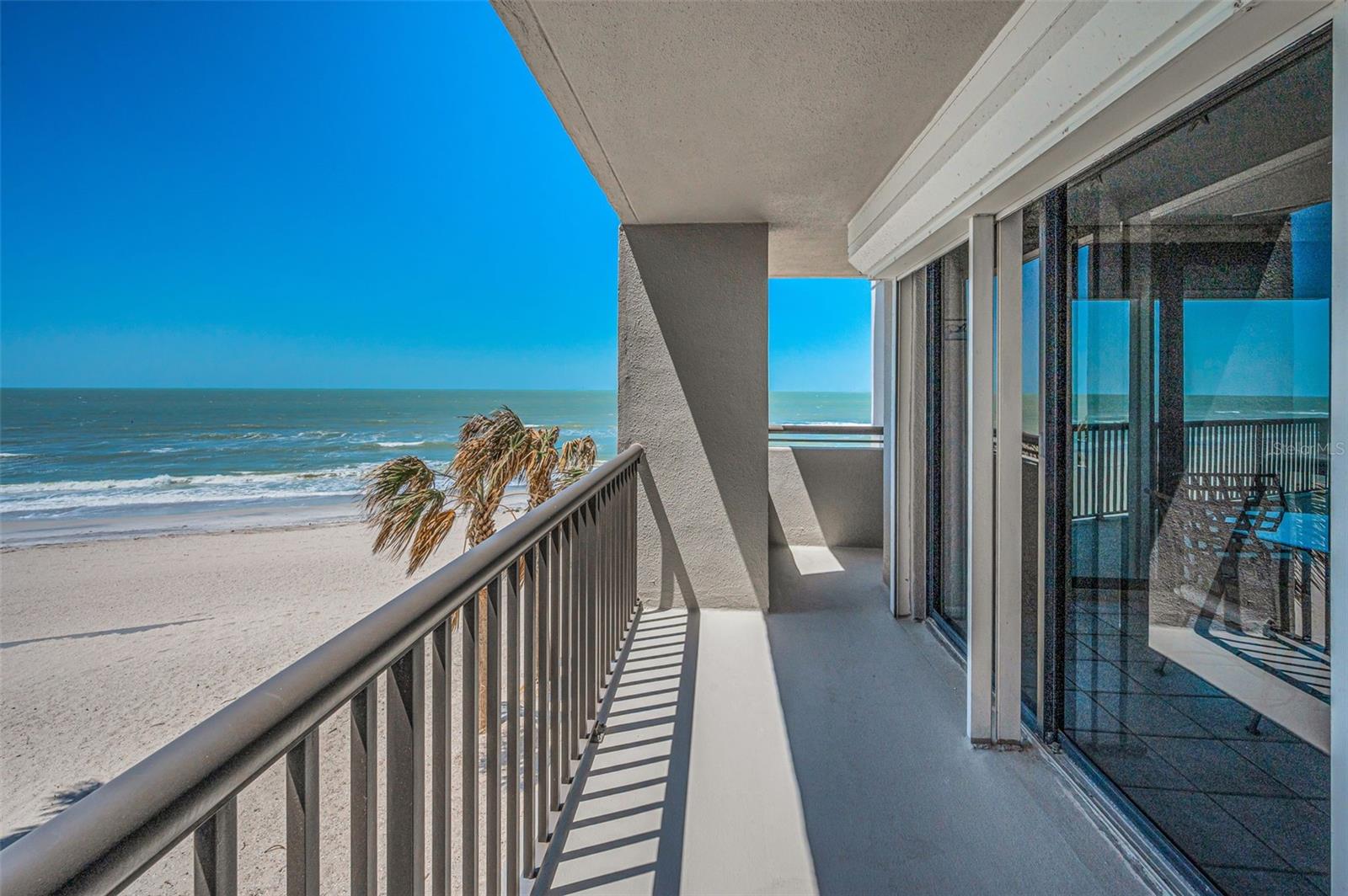 1660 GULF BLVD #203, CLEARWATER BEACH, FL, 33767