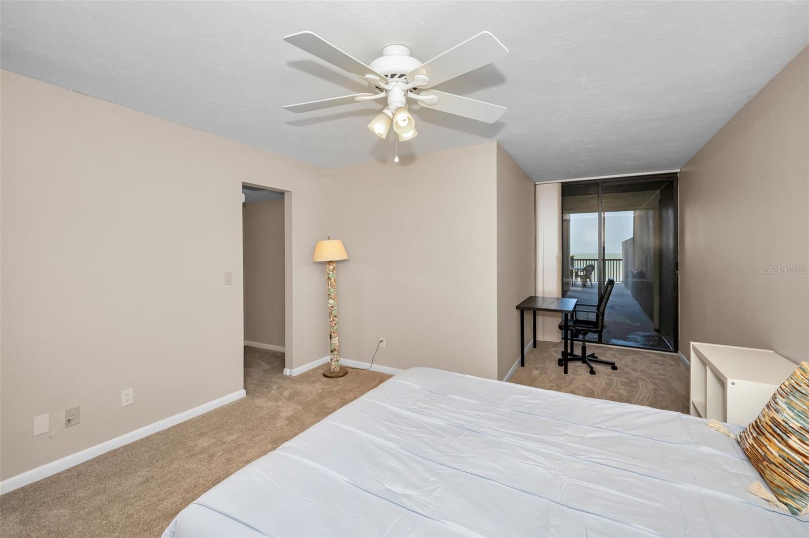 1660 GULF BLVD #203, CLEARWATER BEACH, FL, 33767