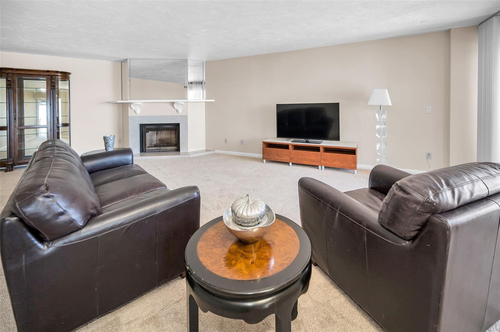 1660 GULF BLVD #203, CLEARWATER BEACH, FL, 33767