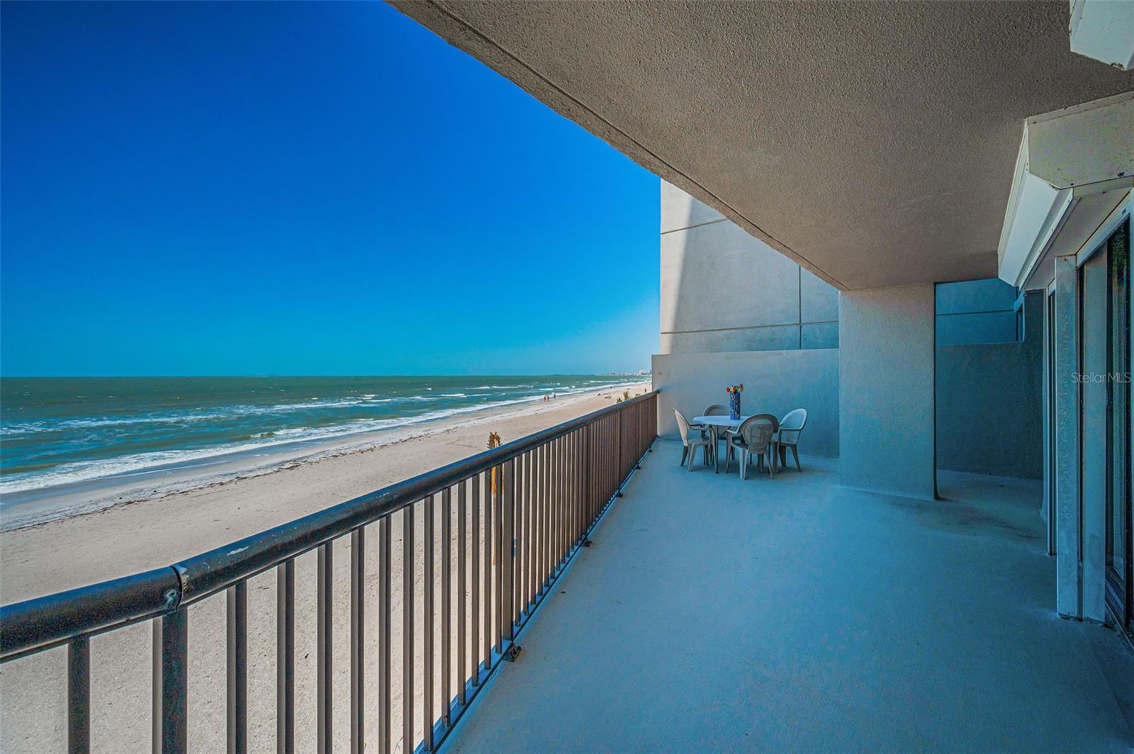 1660 GULF BLVD #203, CLEARWATER BEACH, FL, 33767