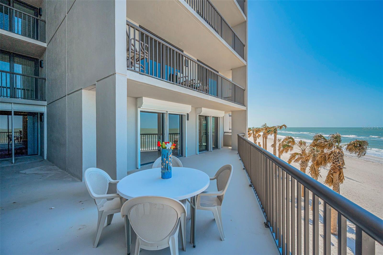 1660 GULF BLVD #203, CLEARWATER BEACH, FL, 33767