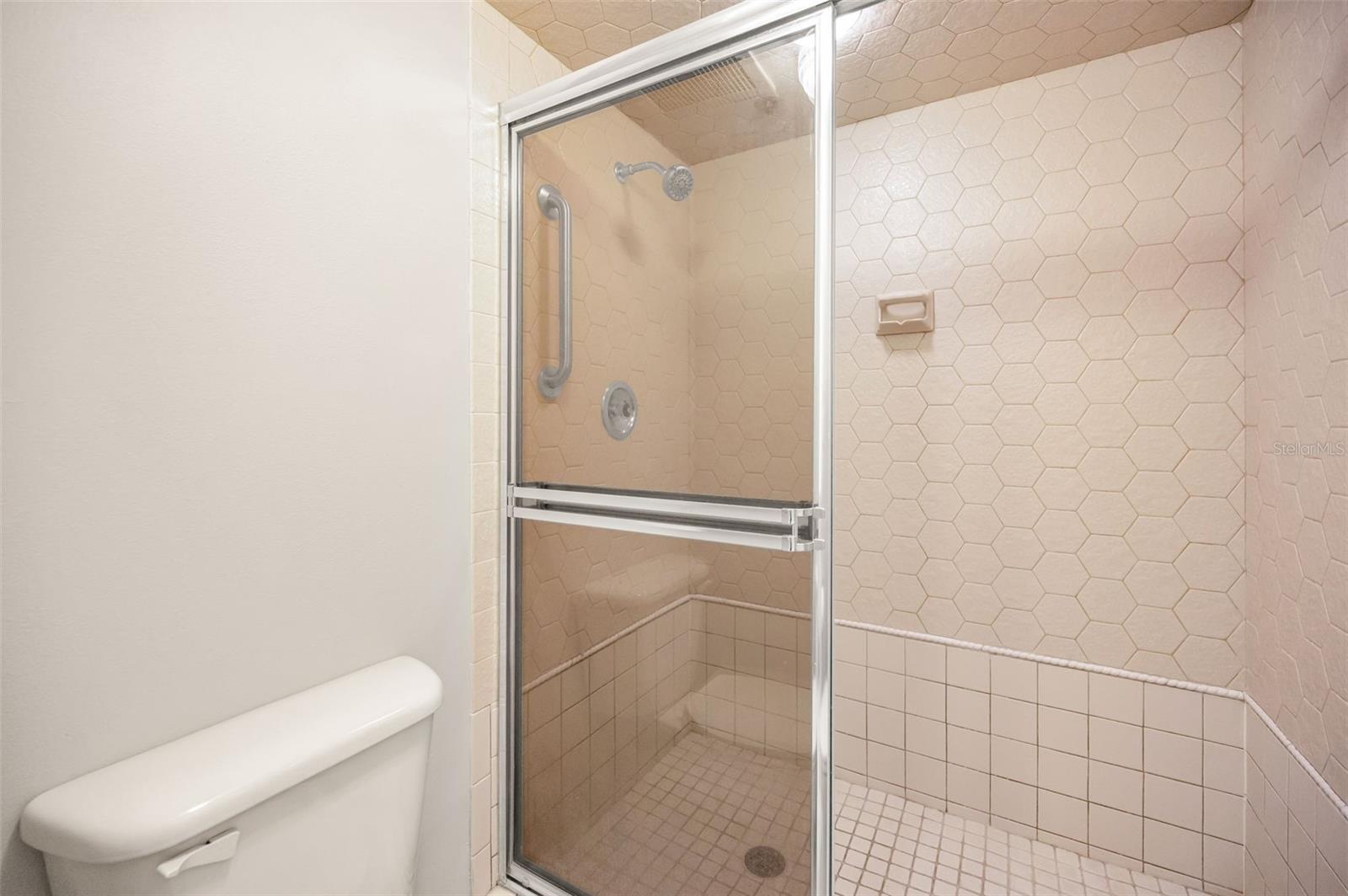 1660 GULF BLVD #203, CLEARWATER BEACH, FL, 33767