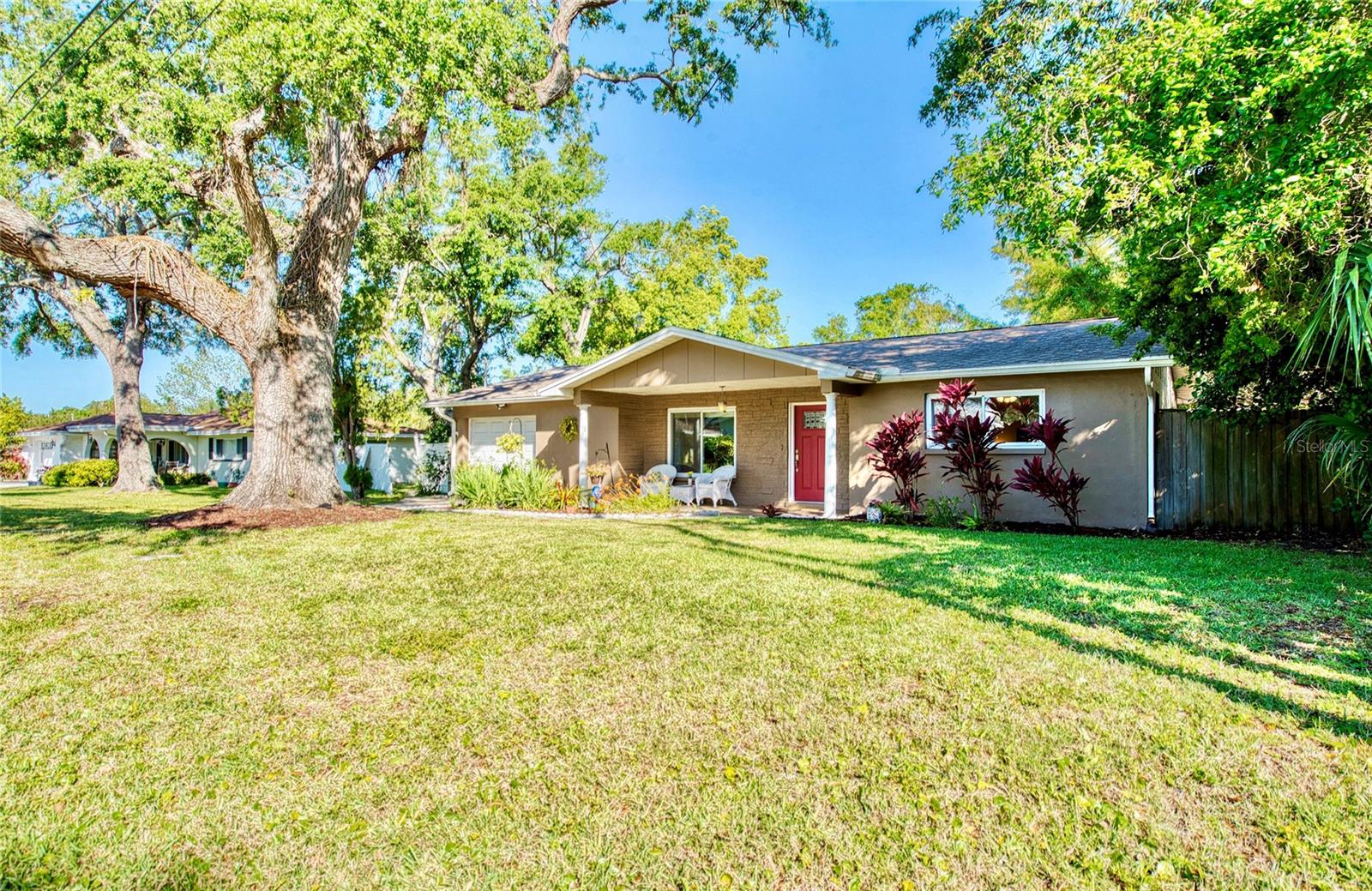 2501 CRESCENT DR, LARGO, FL, 33770