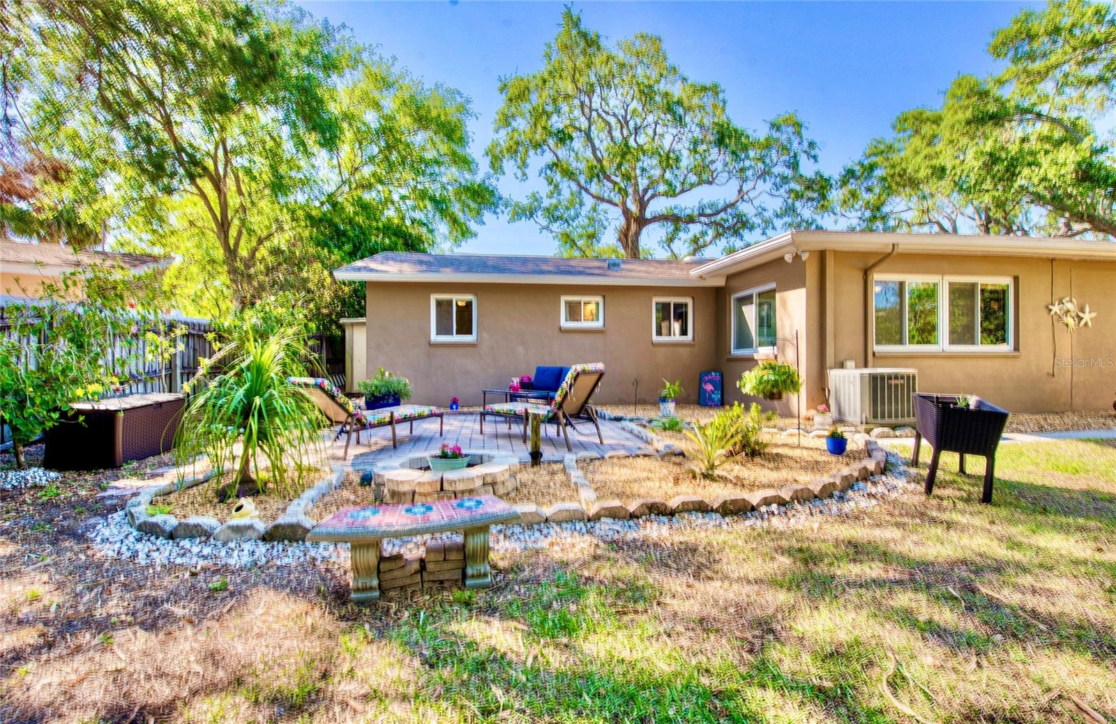 2501 CRESCENT DR, LARGO, FL, 33770