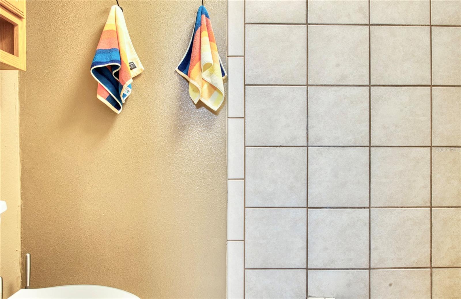 2501 CRESCENT DR, LARGO, FL, 33770