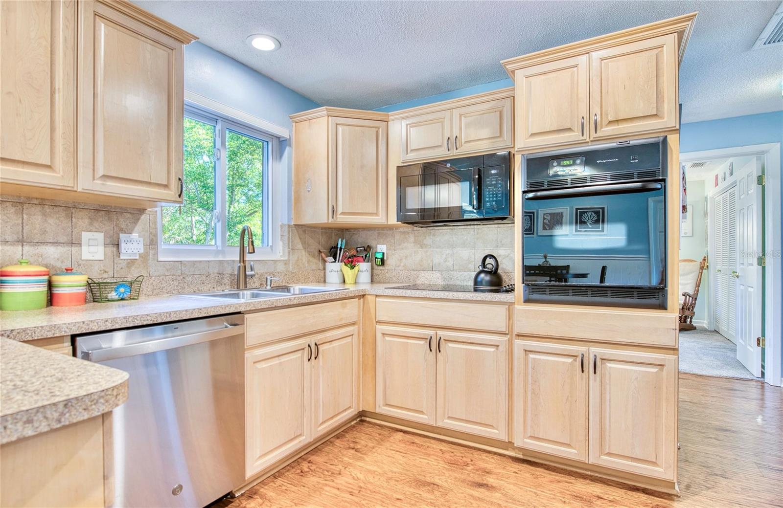 2501 CRESCENT DR, LARGO, FL, 33770