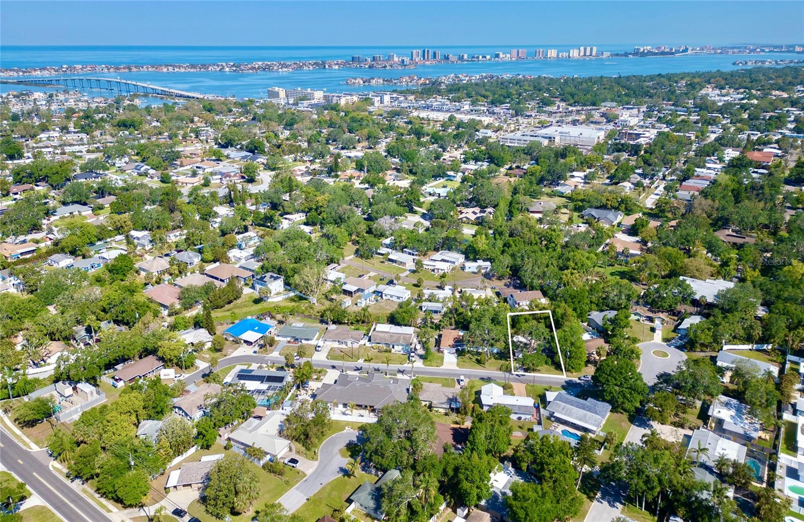 2501 CRESCENT DR, LARGO, FL, 33770