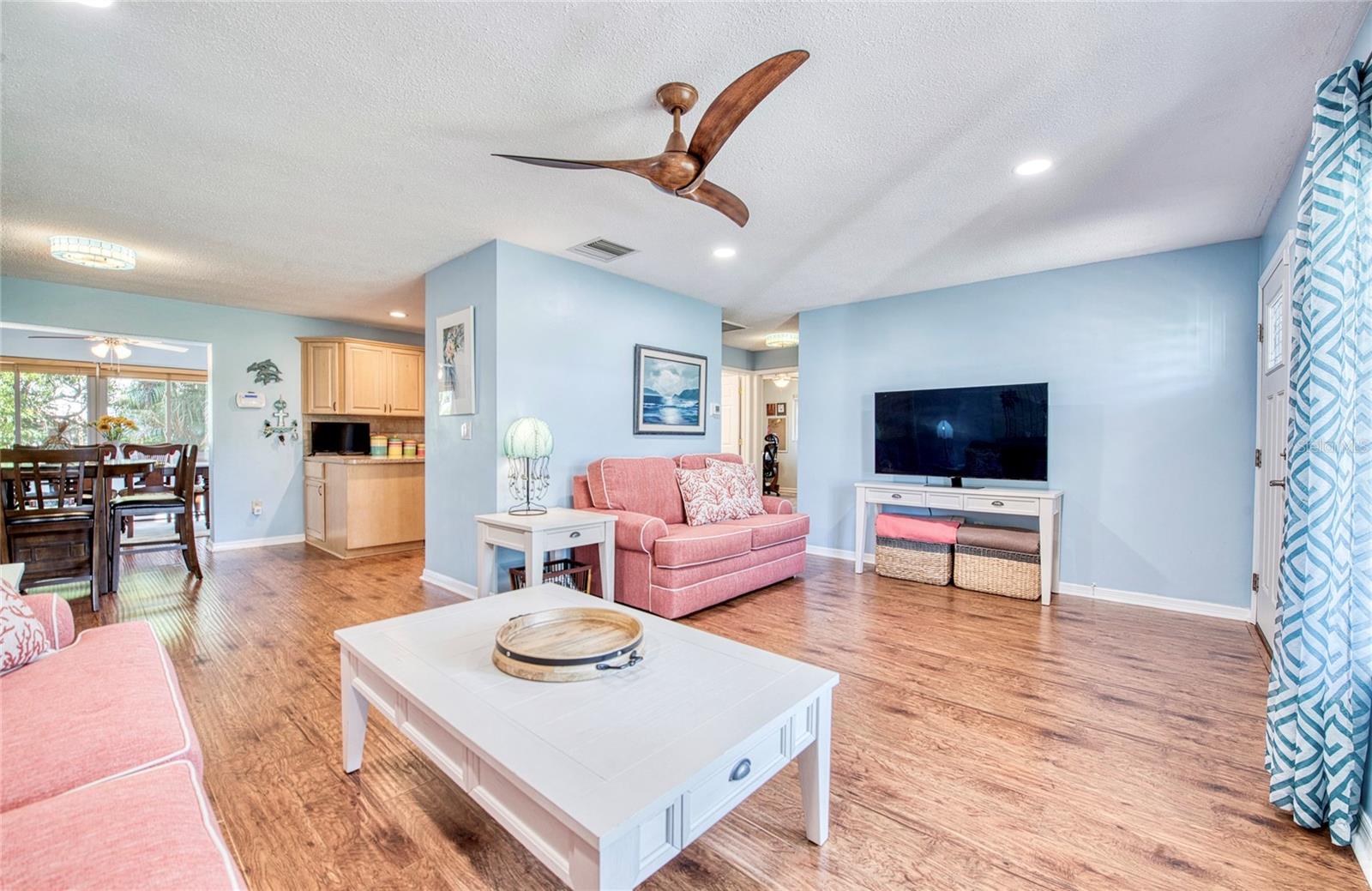 2501 CRESCENT DR, LARGO, FL, 33770