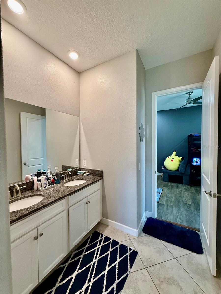 2751 HILLIARD DR, WESLEY CHAPEL, FL, 33543