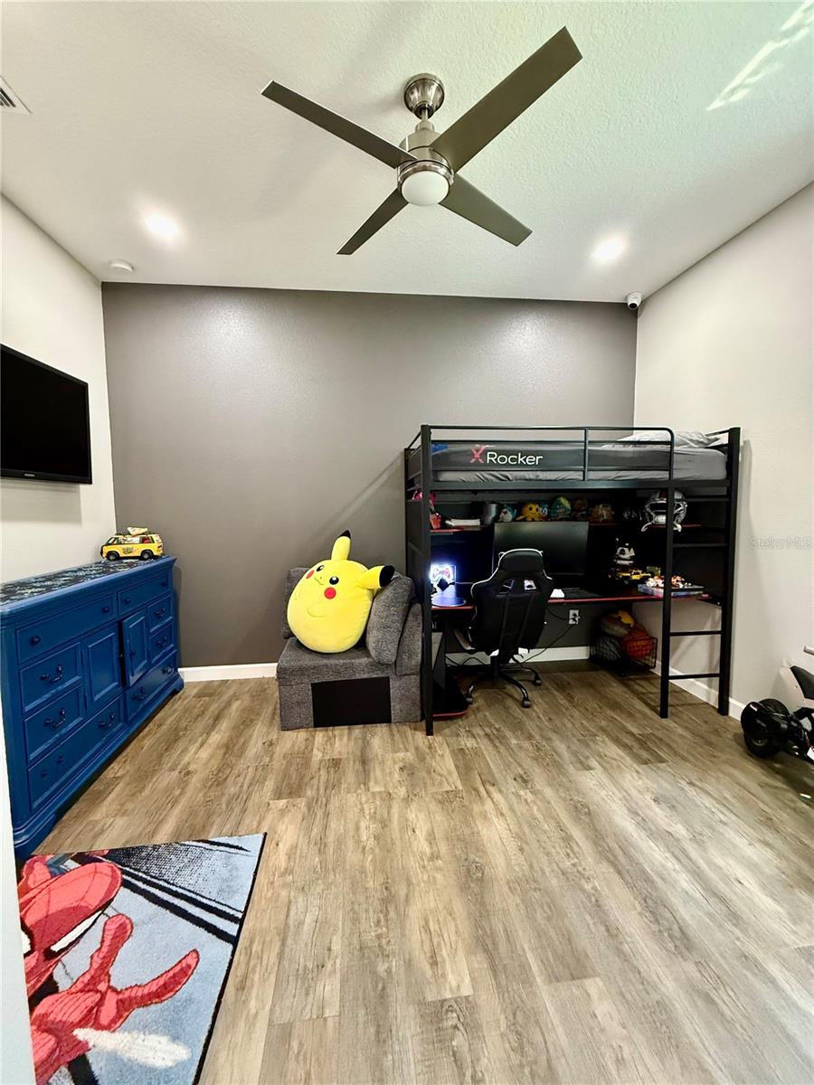 2751 HILLIARD DR, WESLEY CHAPEL, FL, 33543