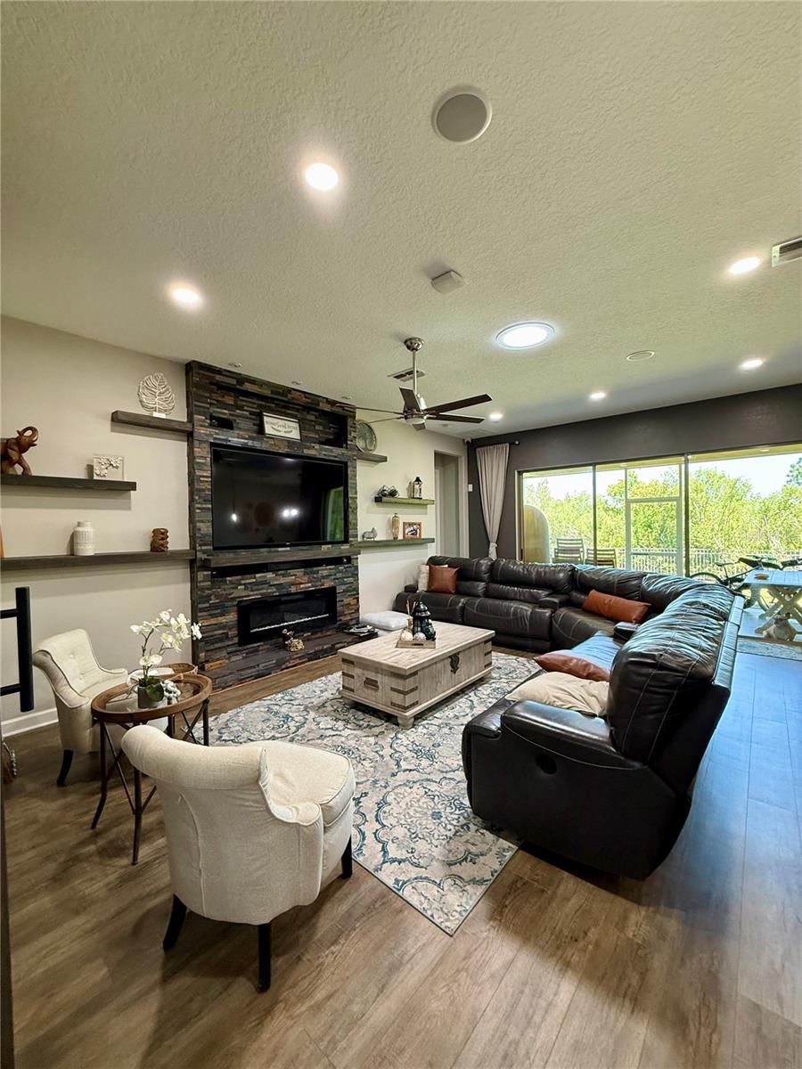 2751 HILLIARD DR, WESLEY CHAPEL, FL, 33543