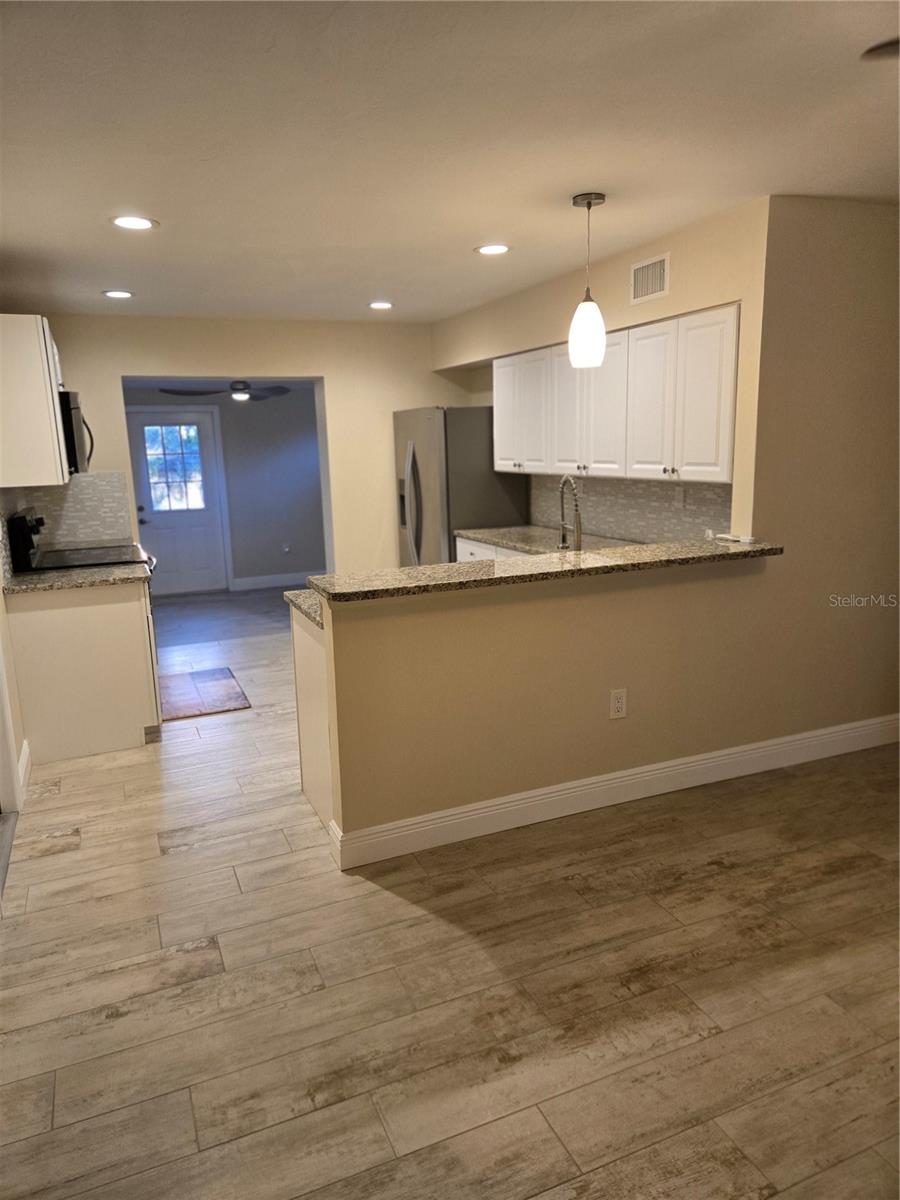 2212 VINSON AVE, SARASOTA, FL, 34232