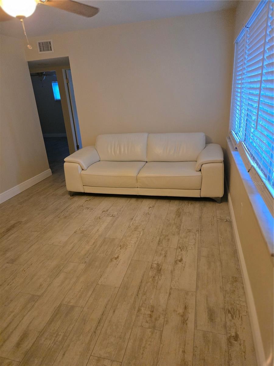 2212 VINSON AVE, SARASOTA, FL, 34232