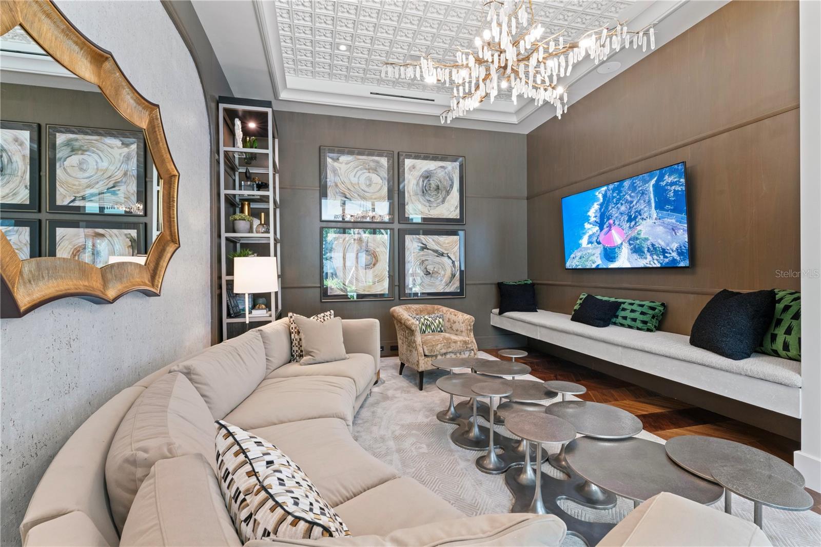 2910 W BARCELONA ST #1902, TAMPA, FL, 33629