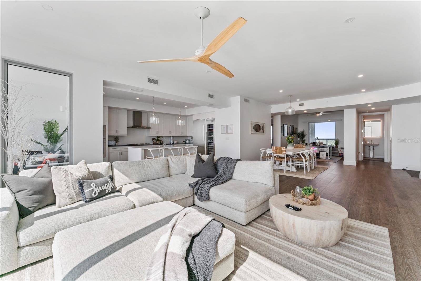 2910 W BARCELONA ST #1902, TAMPA, FL, 33629