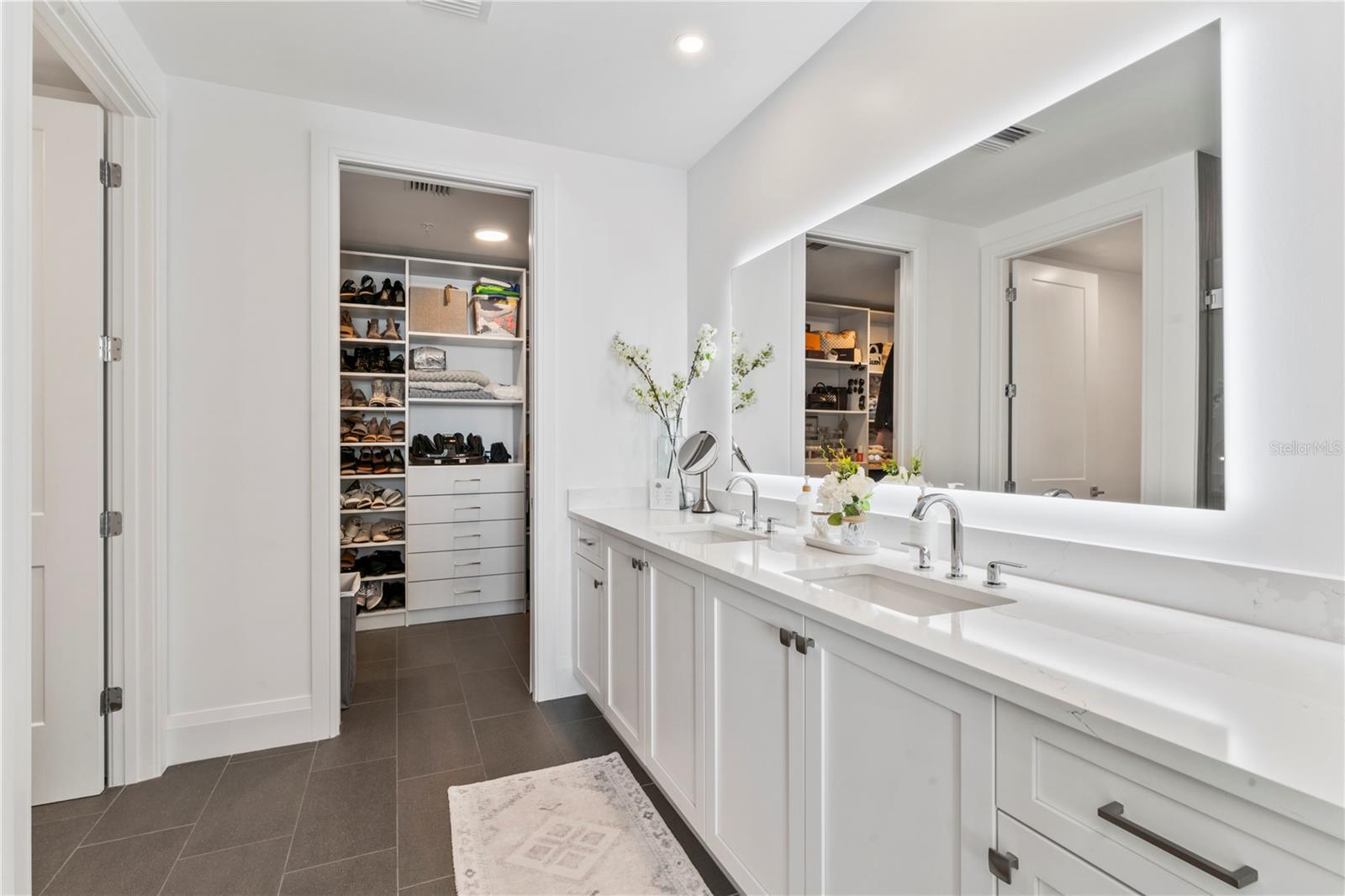 2910 W BARCELONA ST #1902, TAMPA, FL, 33629