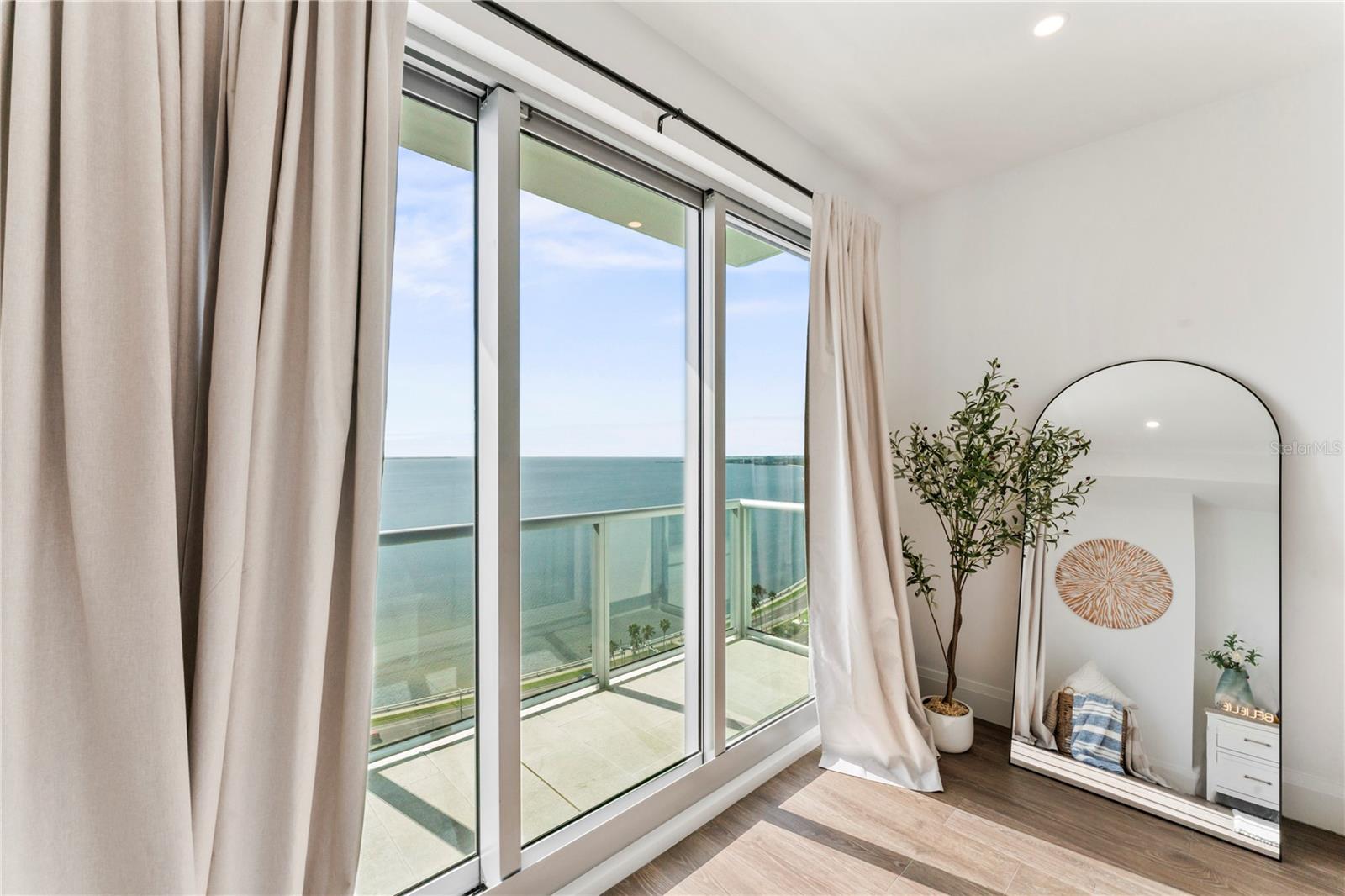 2910 W BARCELONA ST #1902, TAMPA, FL, 33629