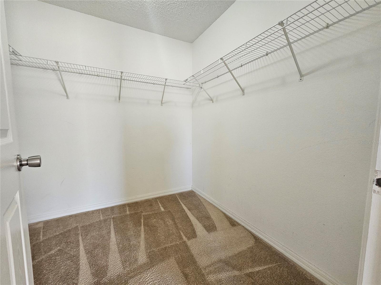 224 LAKE CHARLES DR, DAVENPORT, FL, 33837