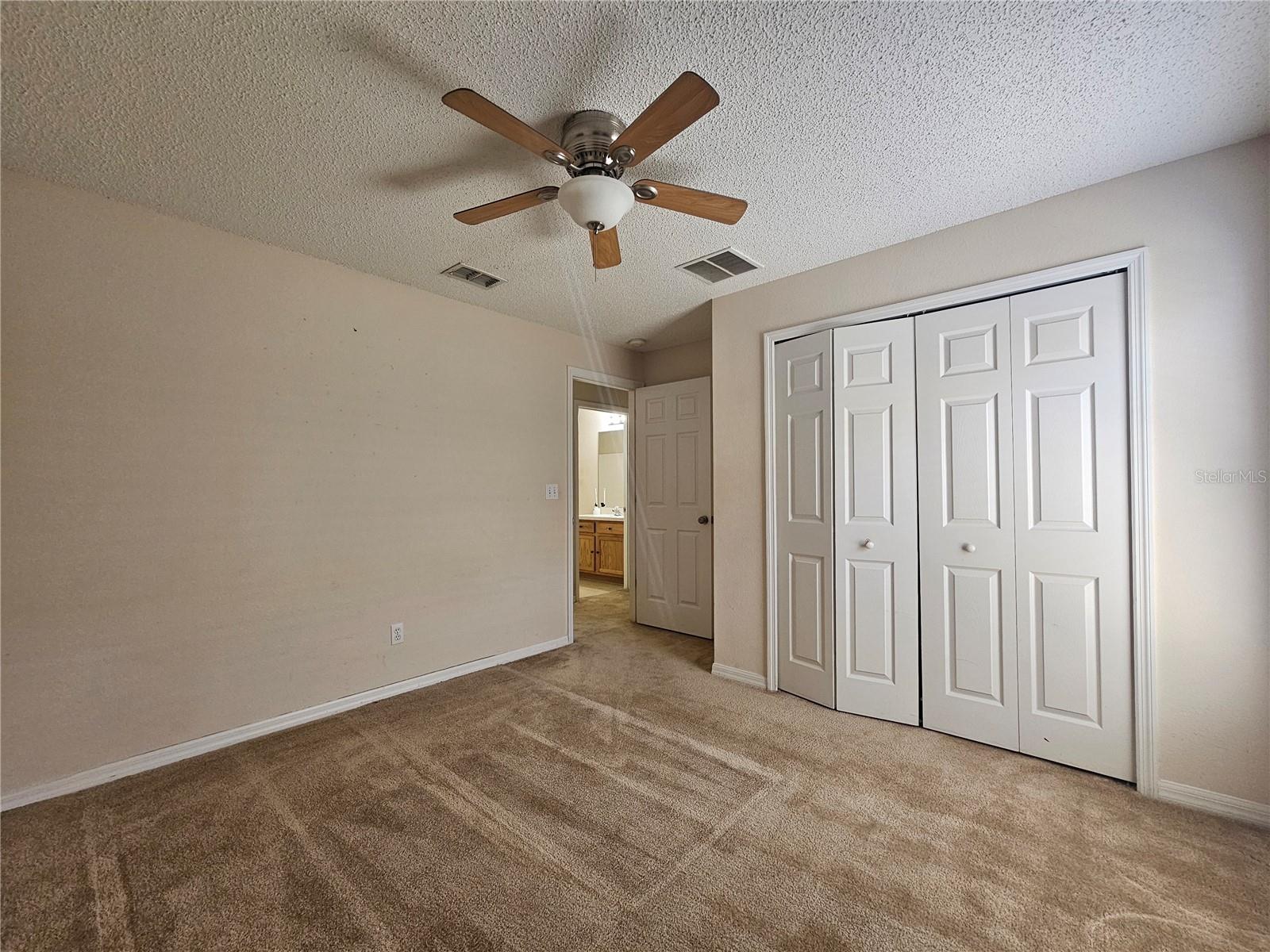 224 LAKE CHARLES DR, DAVENPORT, FL, 33837