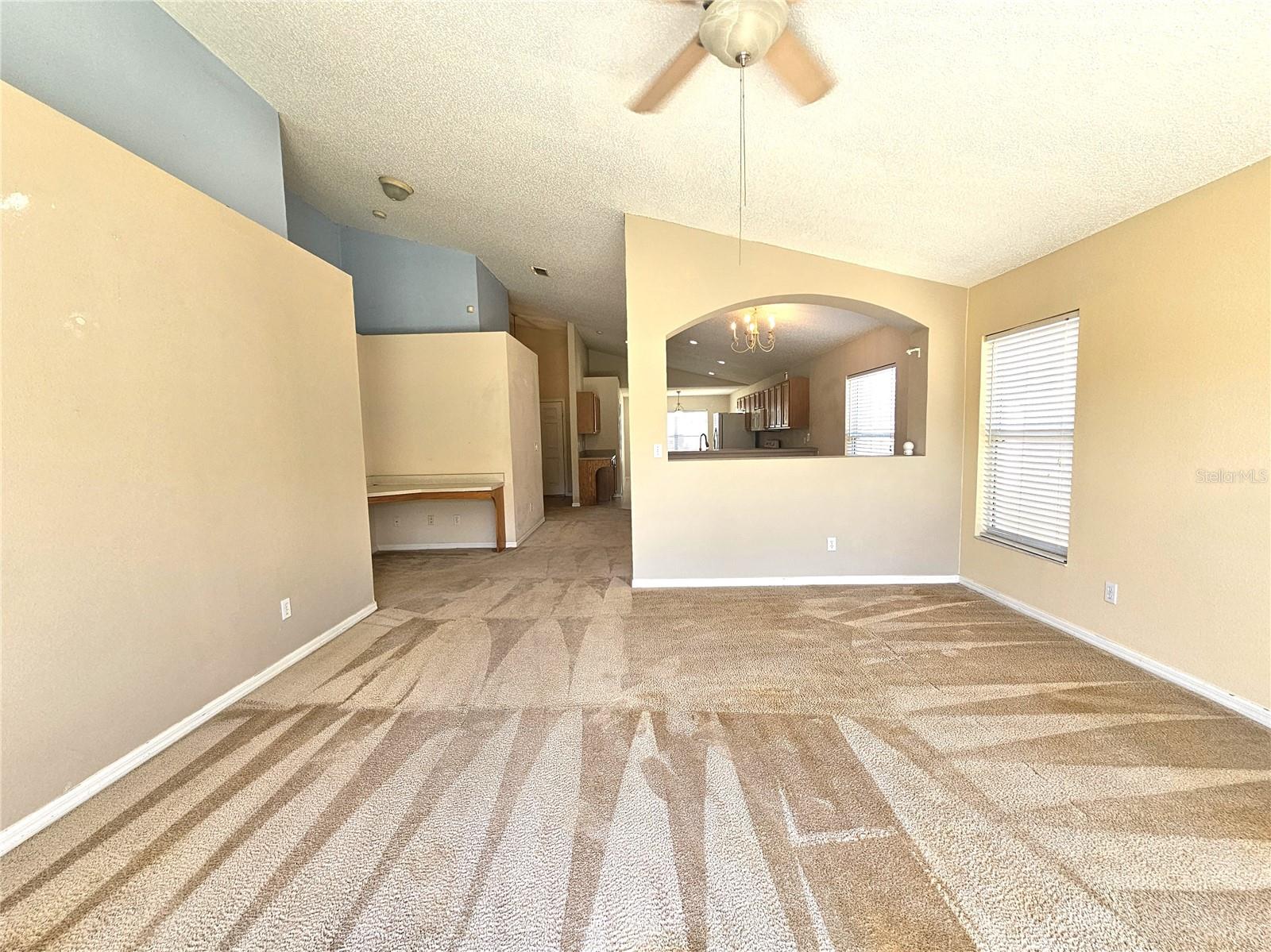 224 LAKE CHARLES DR, DAVENPORT, FL, 33837