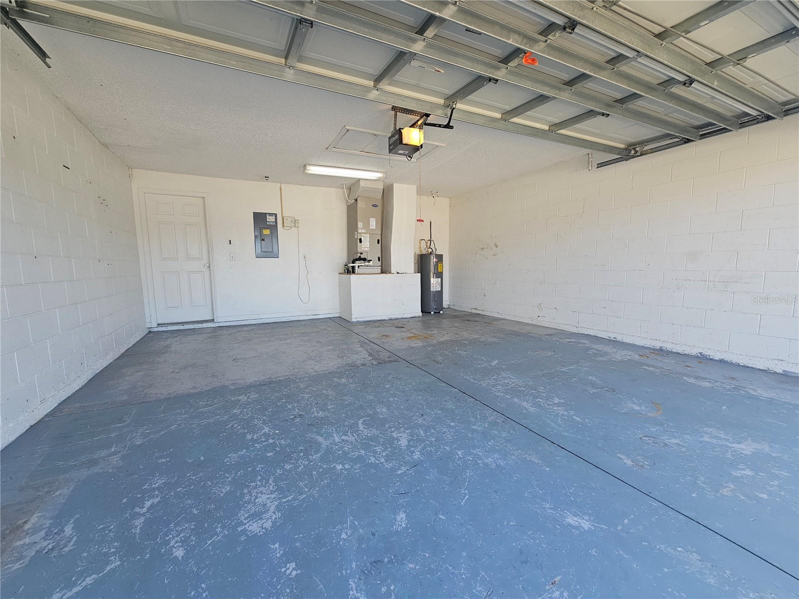 224 LAKE CHARLES DR, DAVENPORT, FL, 33837