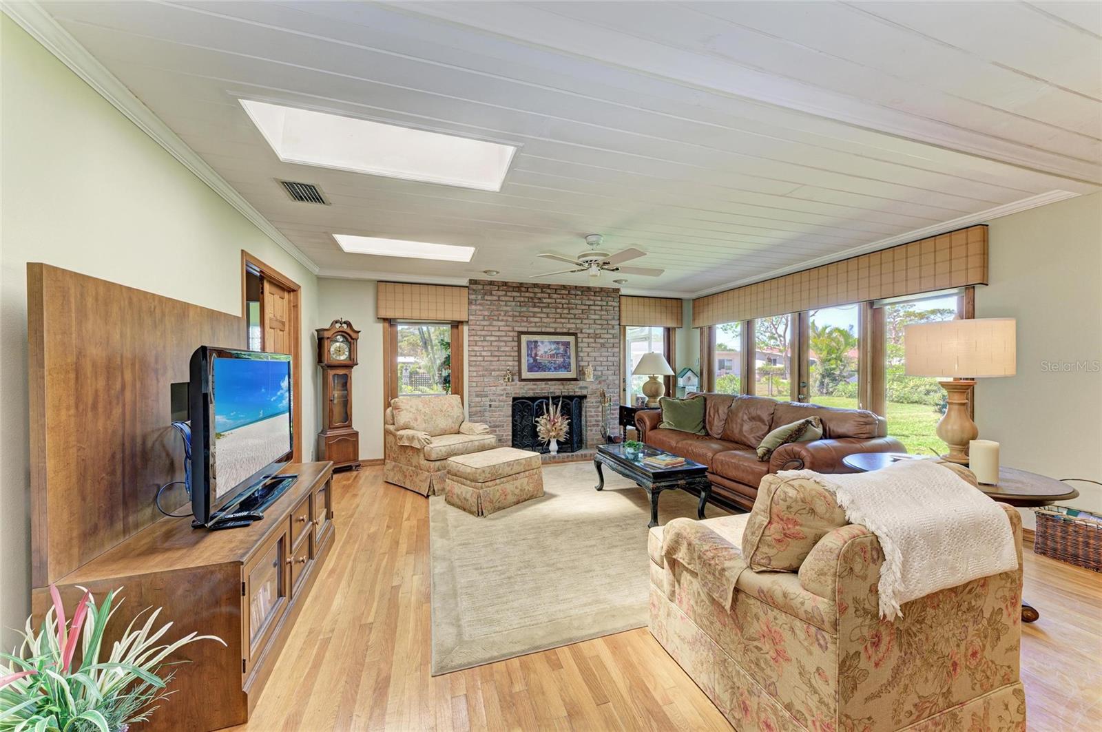 4611 17TH AVE W, BRADENTON, FL, 34209