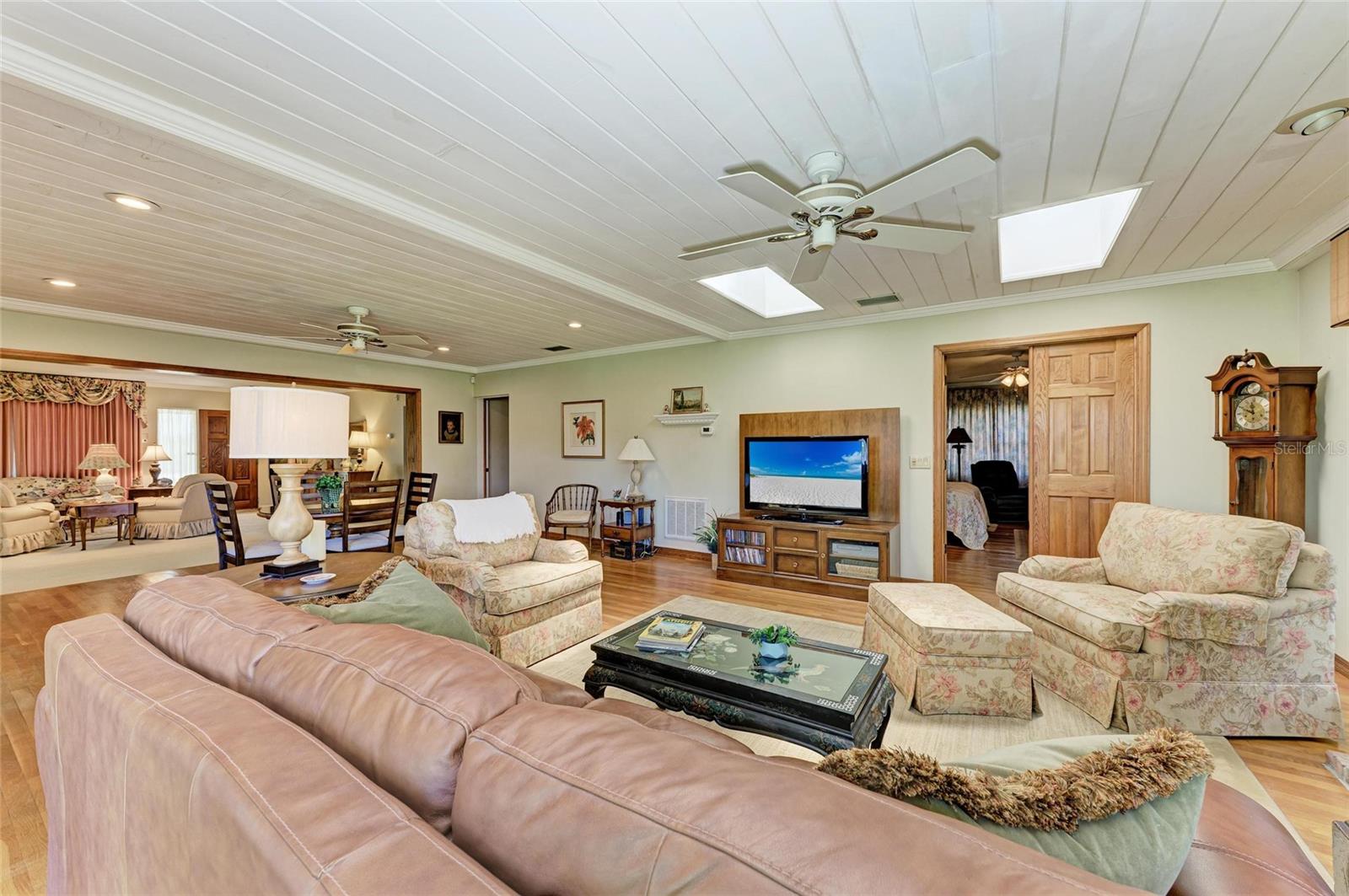 4611 17TH AVE W, BRADENTON, FL, 34209